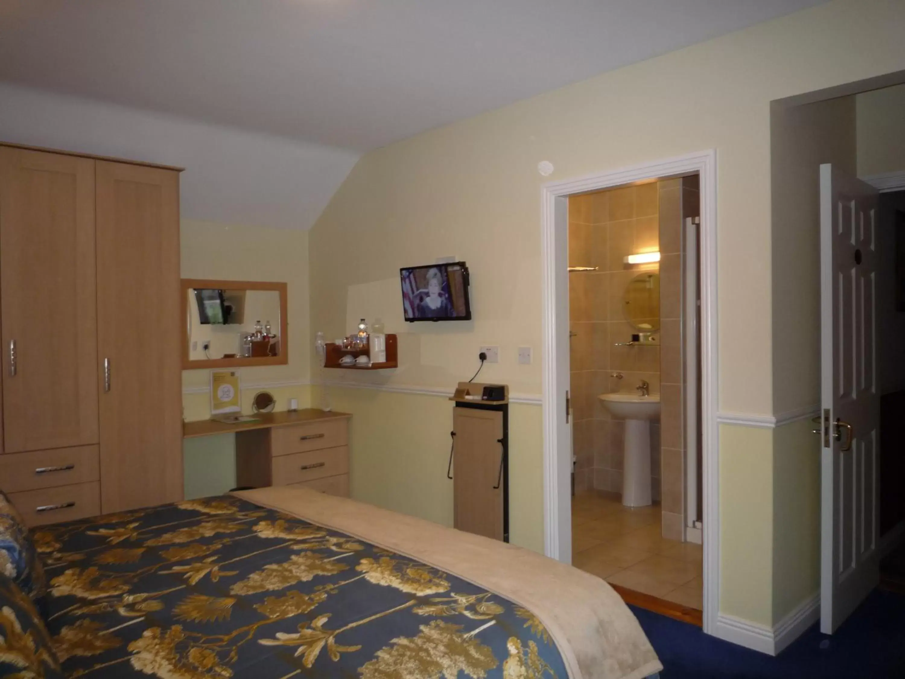 Bedroom in Avlon House Bed and Breakfast