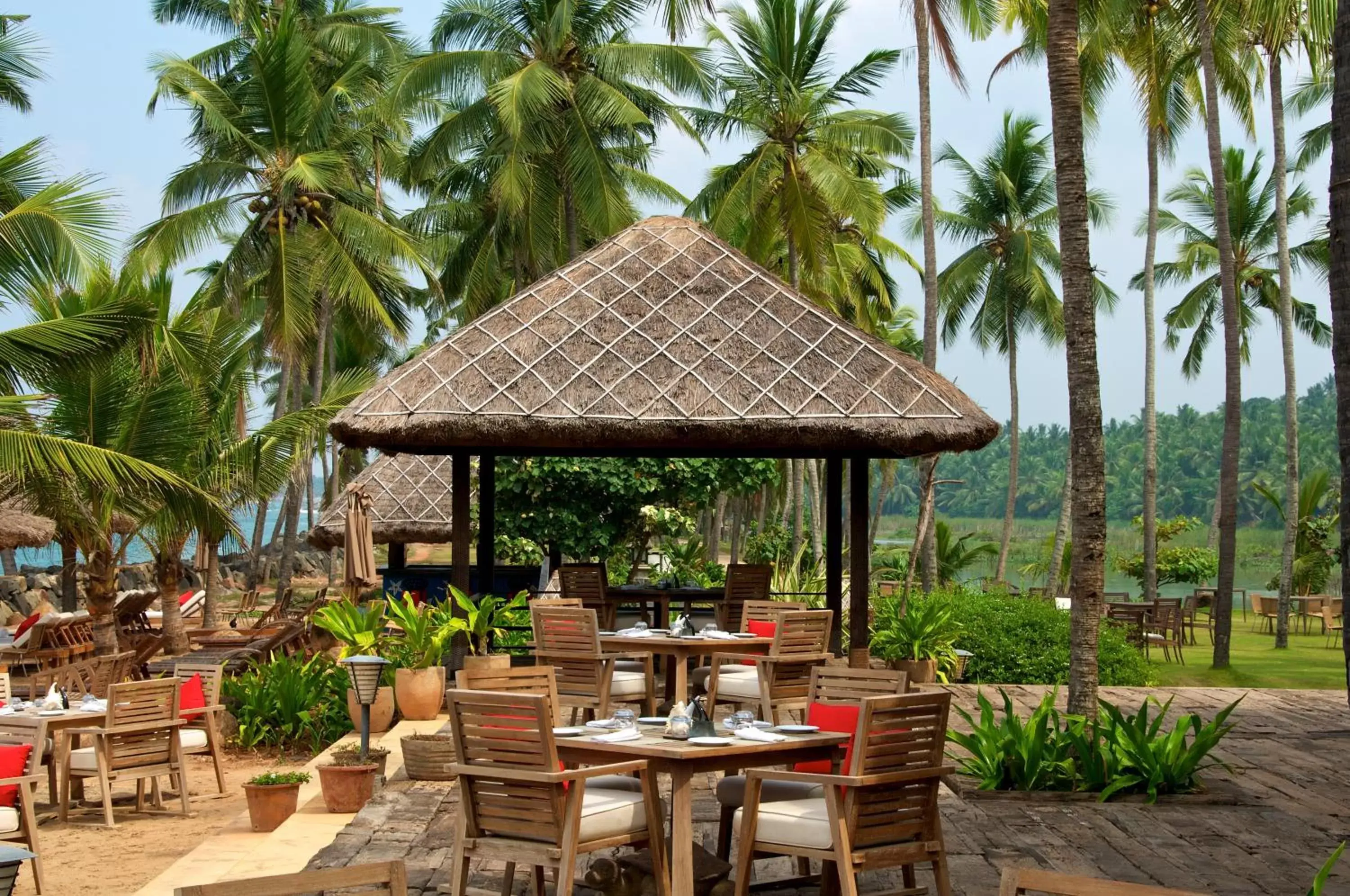 Restaurant/Places to Eat in Taj Green Cove Resort and Spa Kovalam