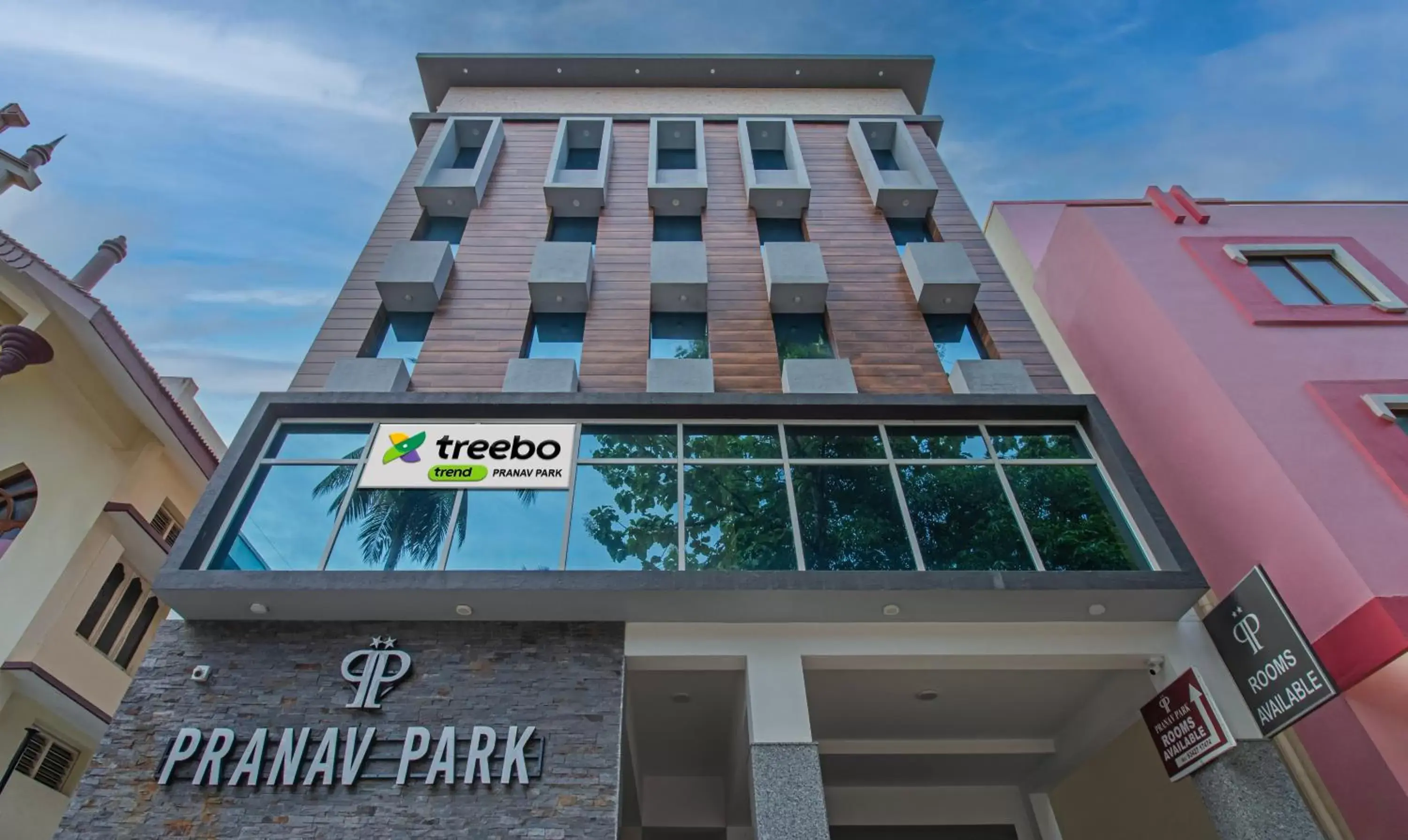 Facade/entrance, Property Building in Treebo Trend Pranav Park