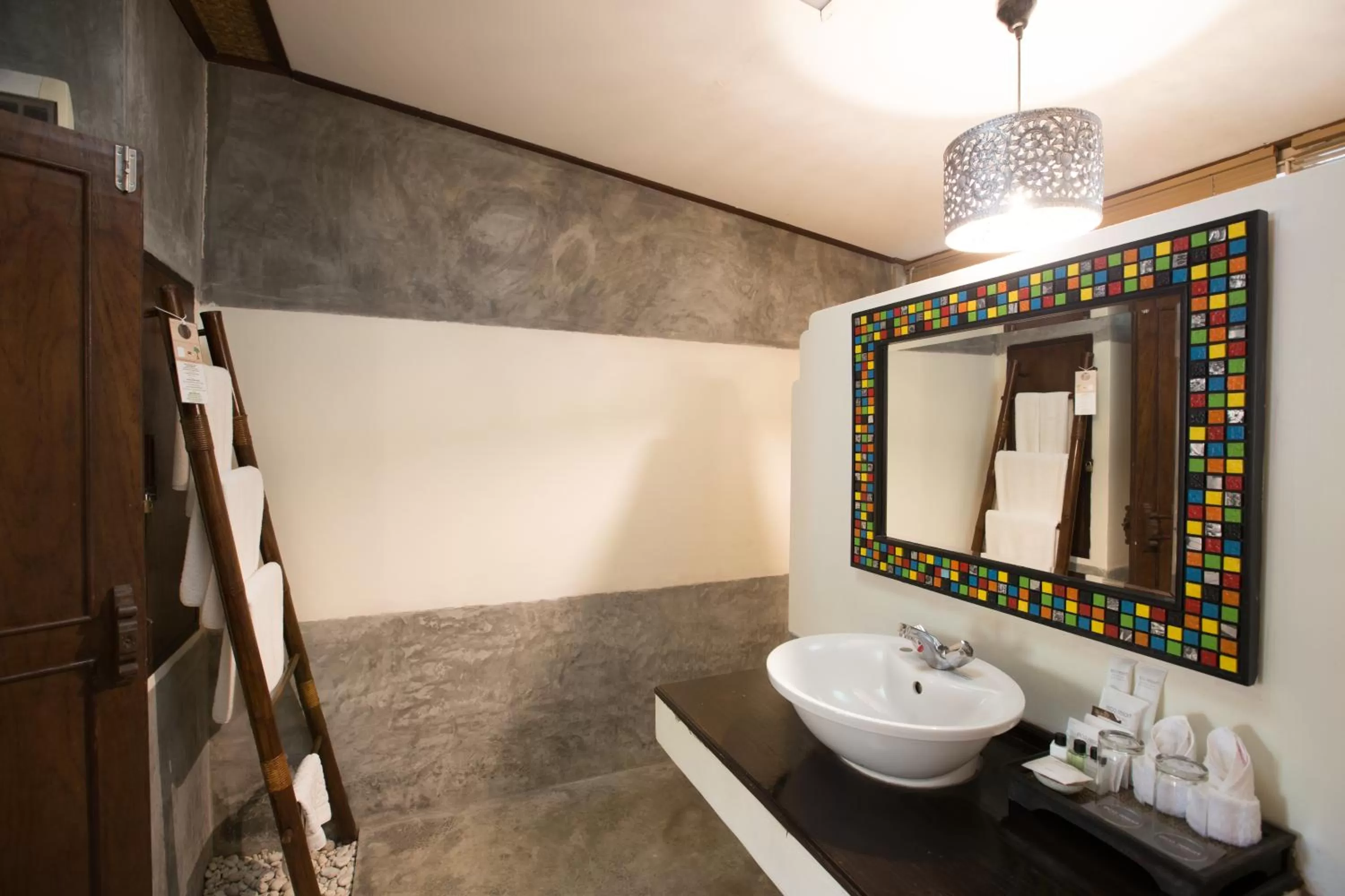 Toilet in Eco Resort Chiang Mai