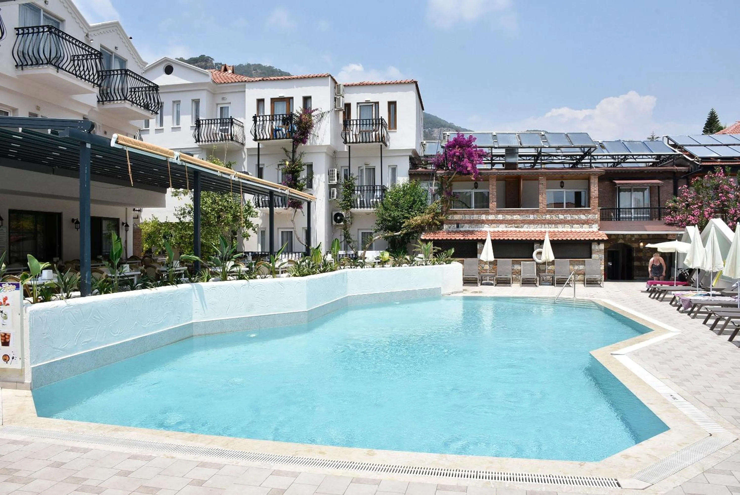 Property building in Magic Tulip Hotel