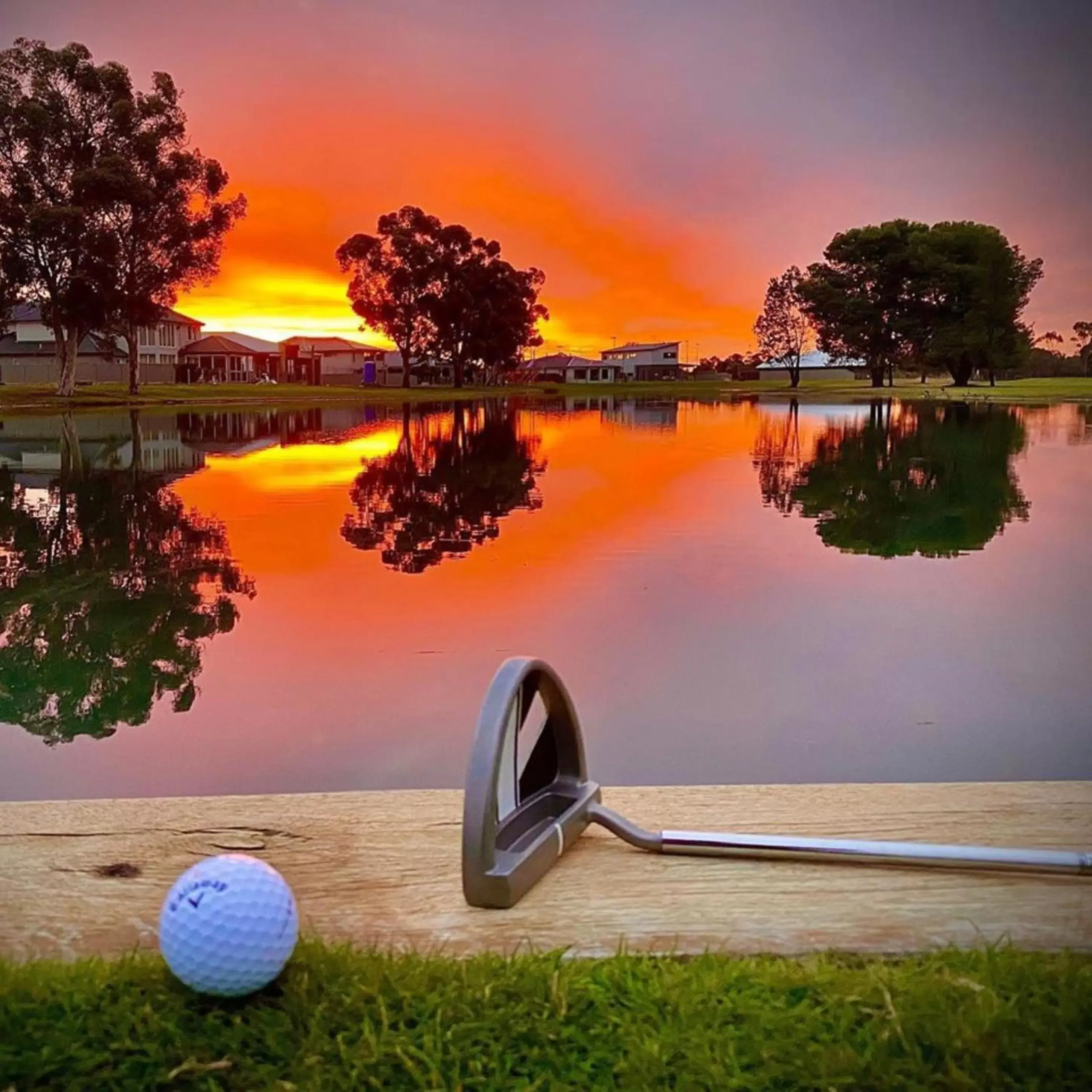 Golfcourse, Swimming Pool in Mildura Golf Resort