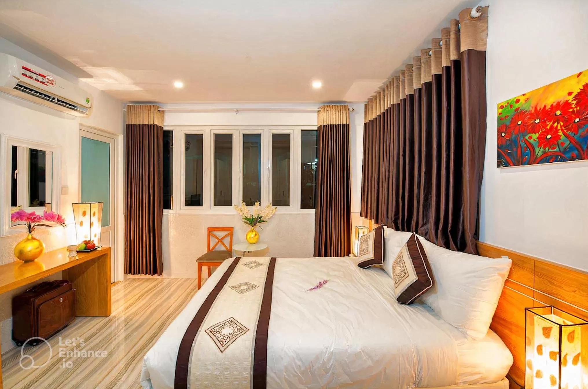 Living room, Bed in Felix Hotel