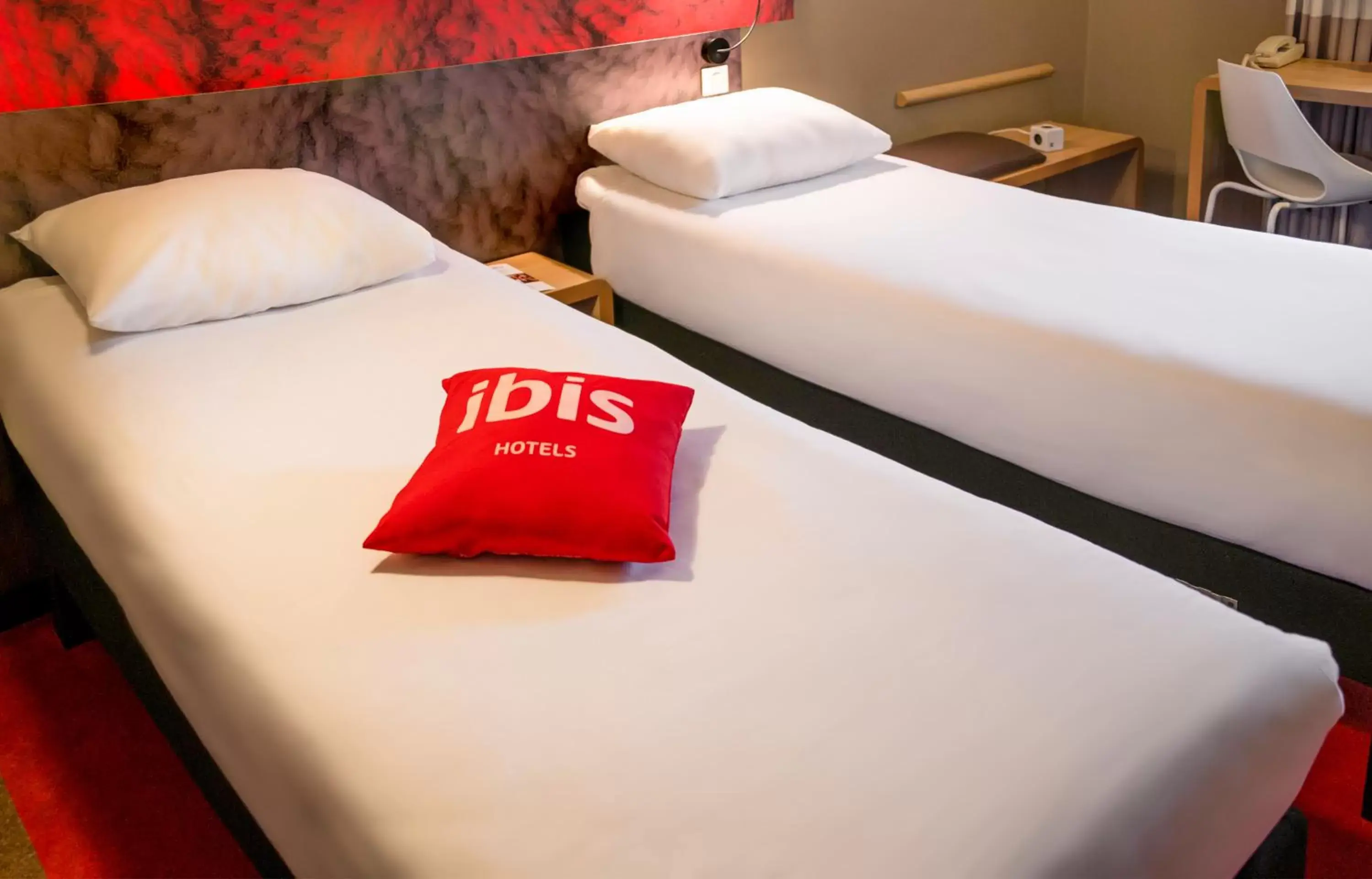 Bed in ibis Saint-Omer Centre