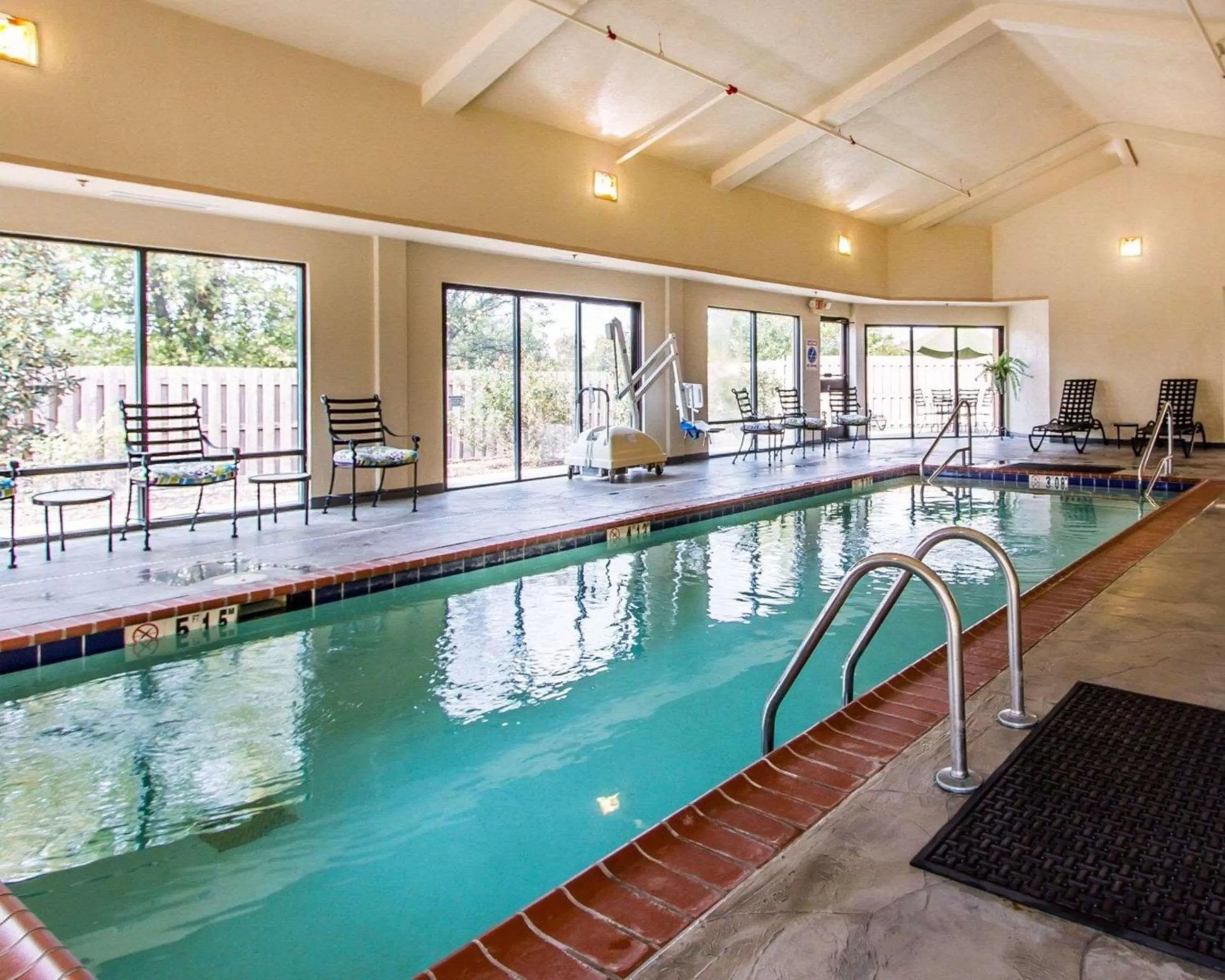 On site in Quality Inn & Suites Benton - Draffenville