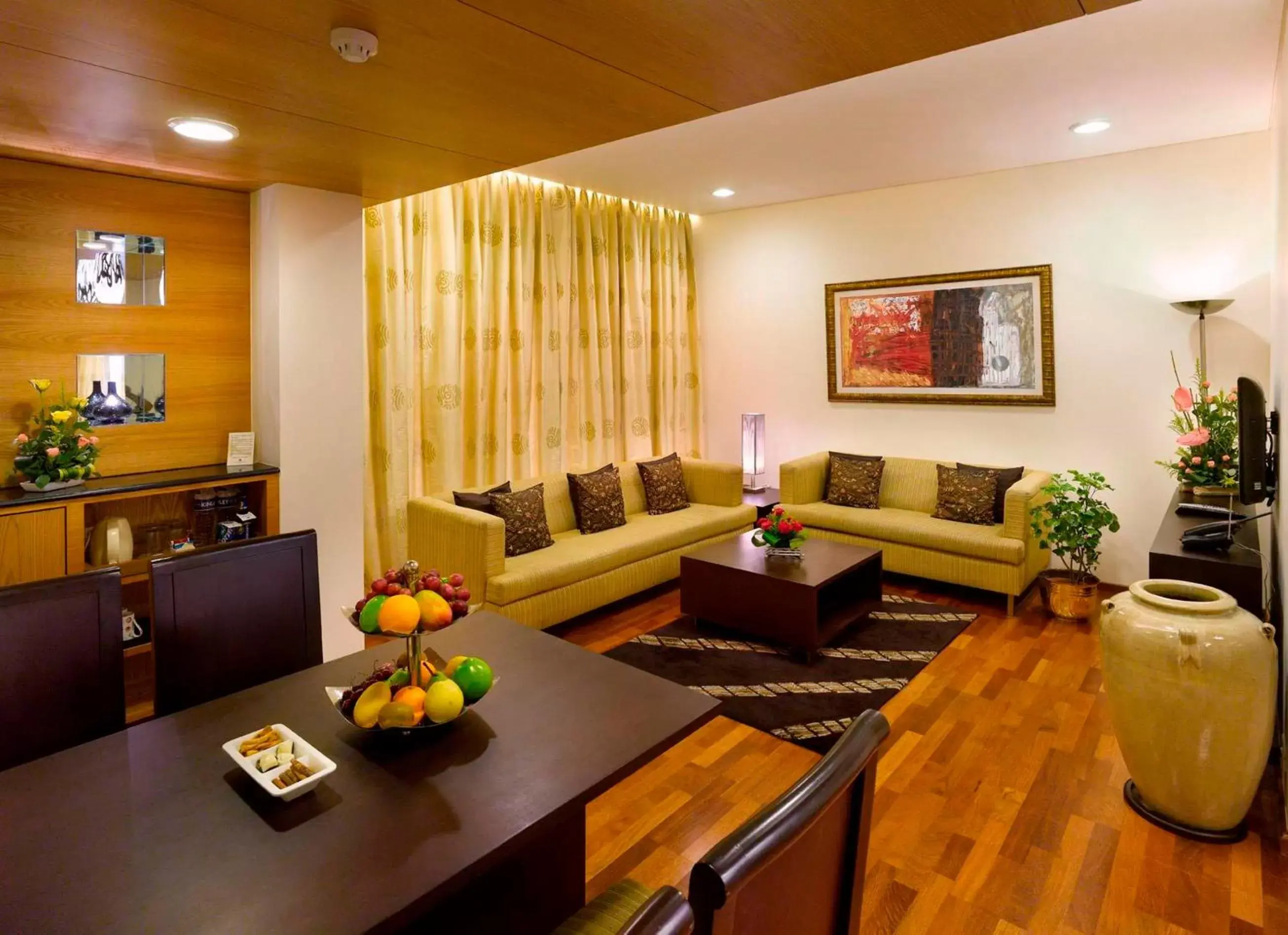 Living room, Seating Area in Kenilworth Hotel, Kolkata