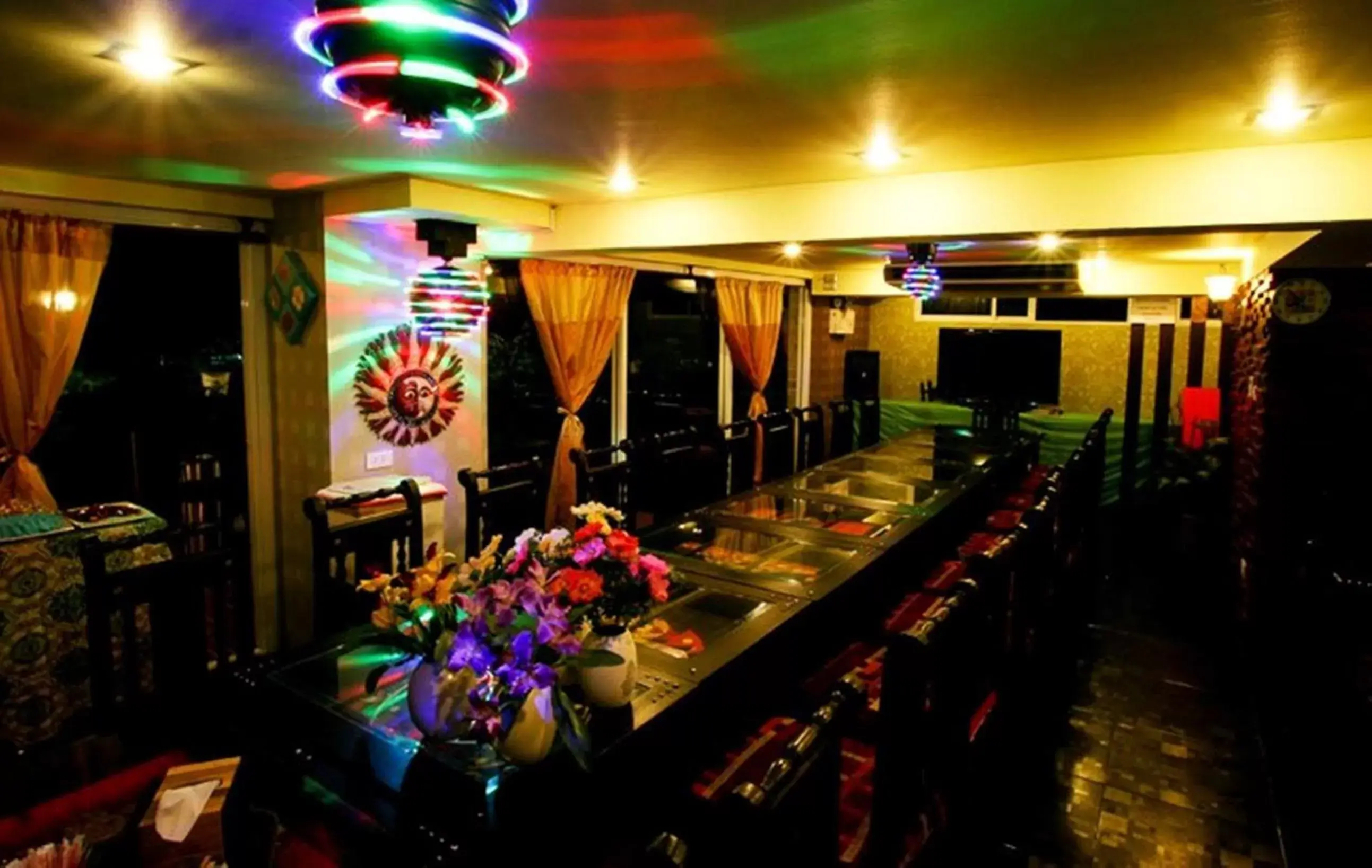 Restaurant/Places to Eat in Sabai Sabai@Sukhumvit Hotel