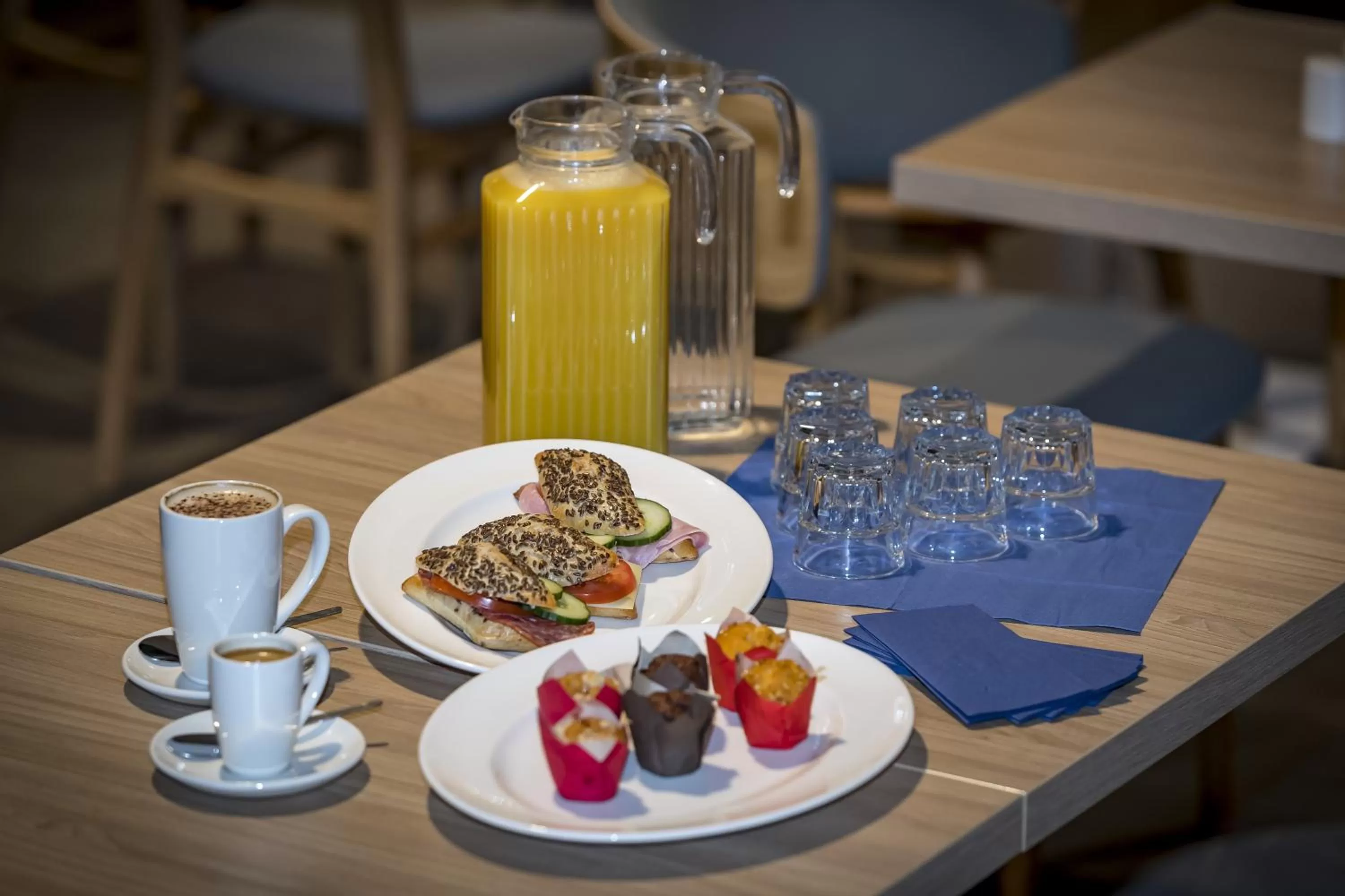 Meeting/conference room in Holiday Inn Express - Luzern - Kriens by IHG