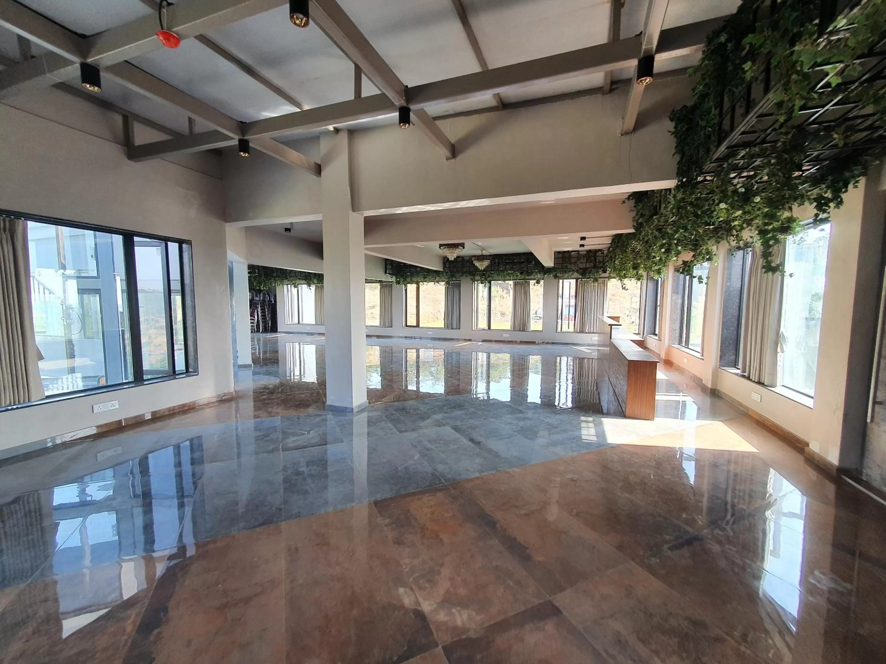 Banquet/Function facilities, Swimming Pool in Paraiso Resort & Club