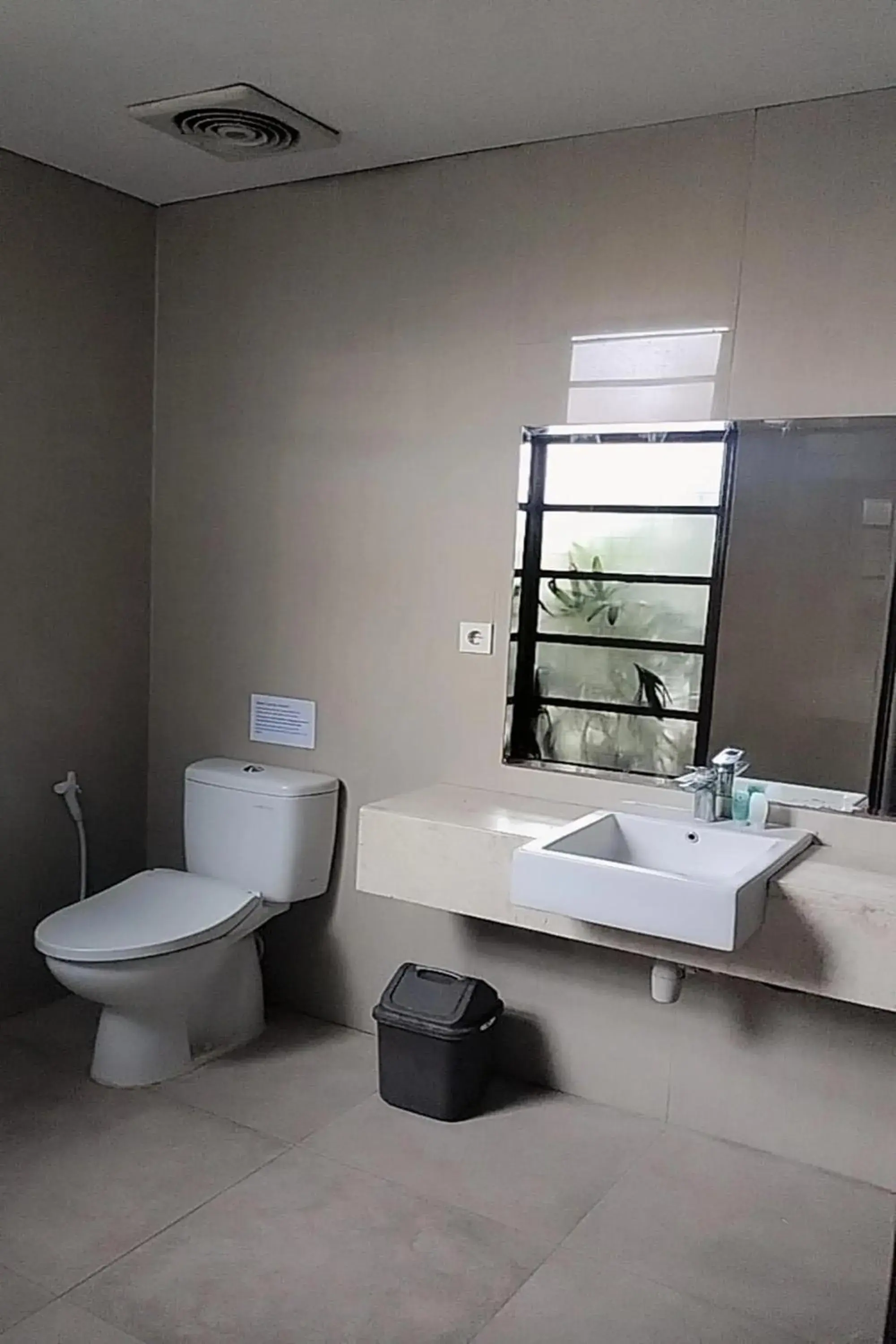 Bathroom in Akarsa Transit