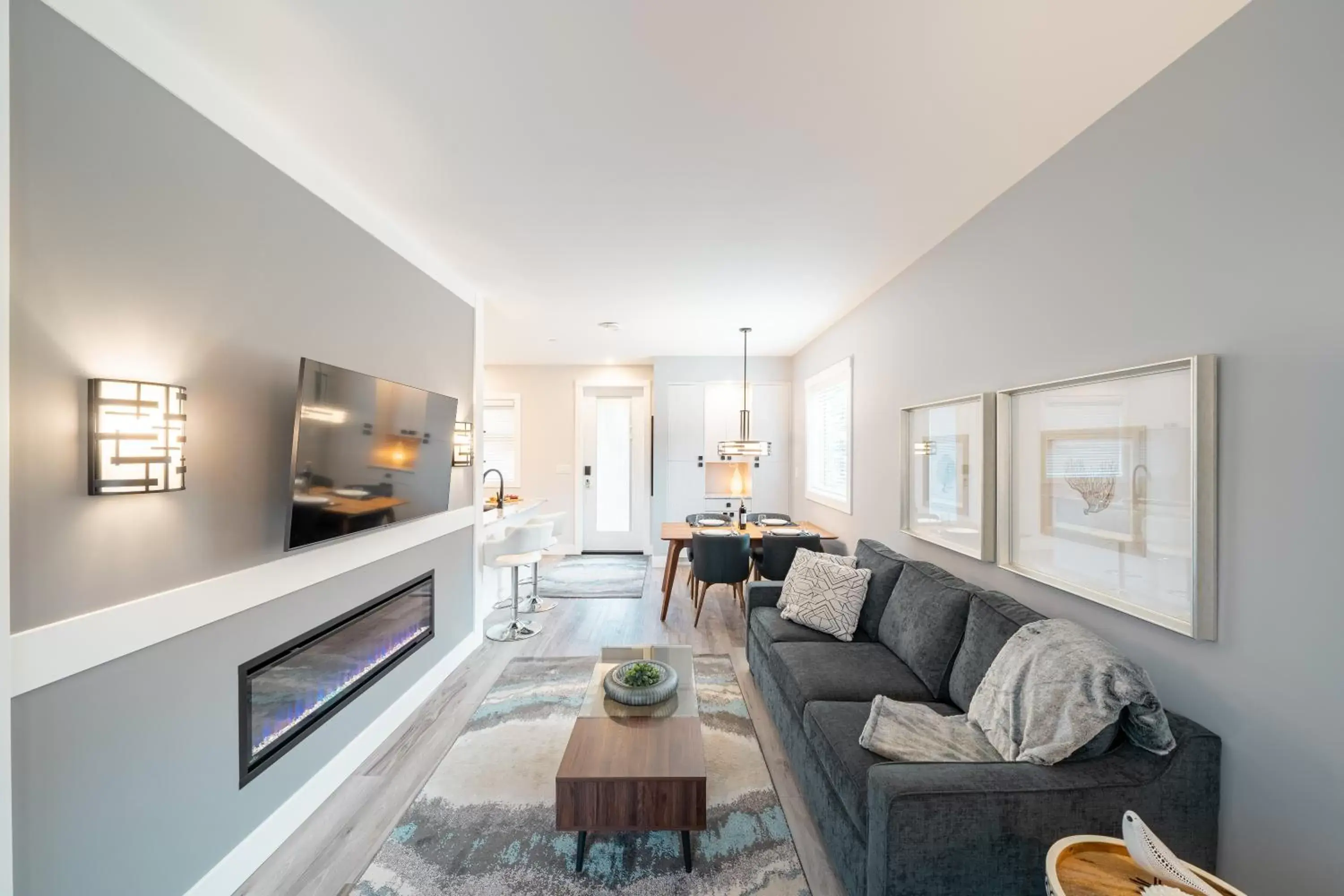 Living room, Seating Area in Sunrise Ridge Waterfront Resort