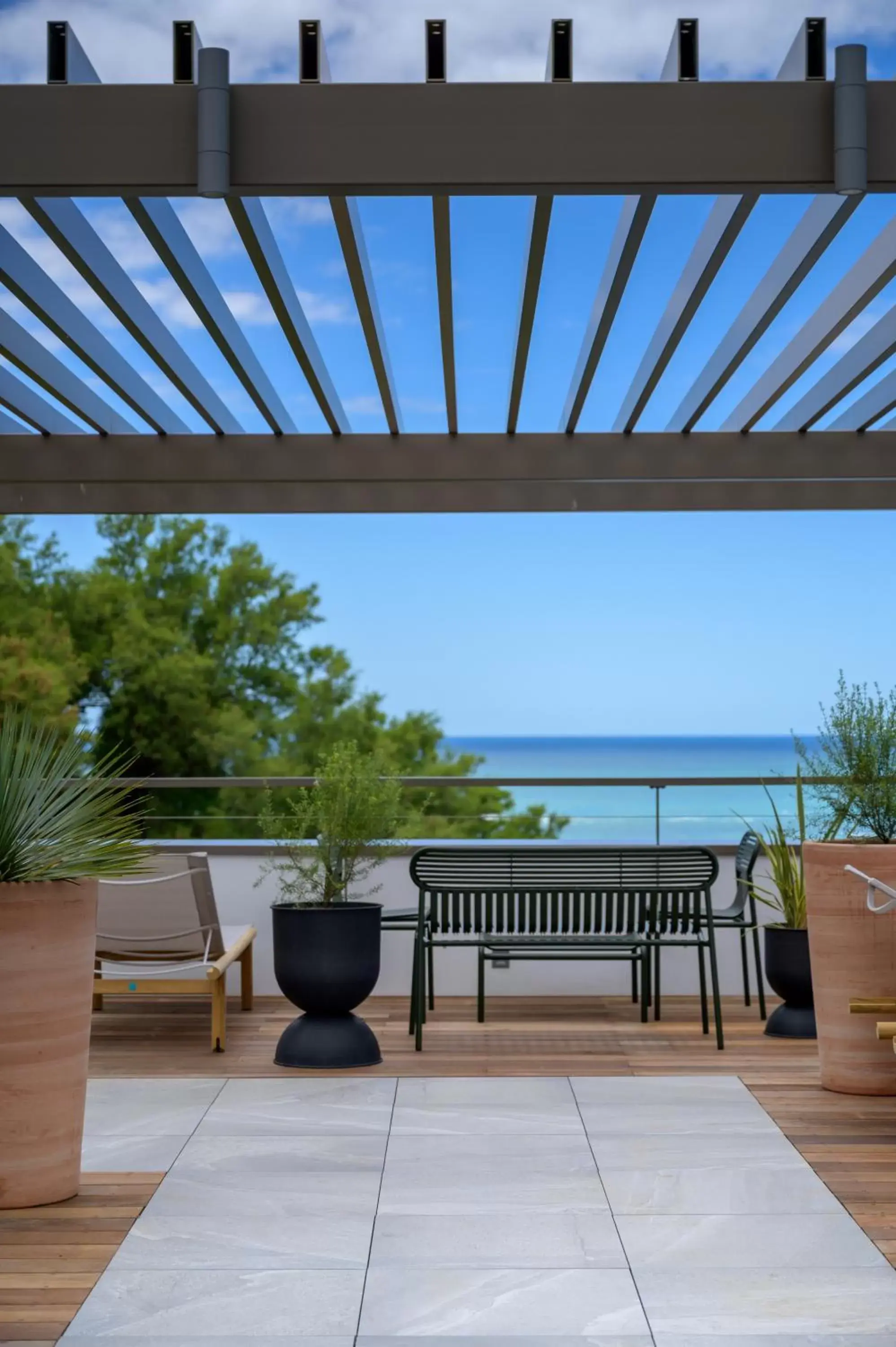 Patio in Hotel de La Plage - Nouvel Etablissement