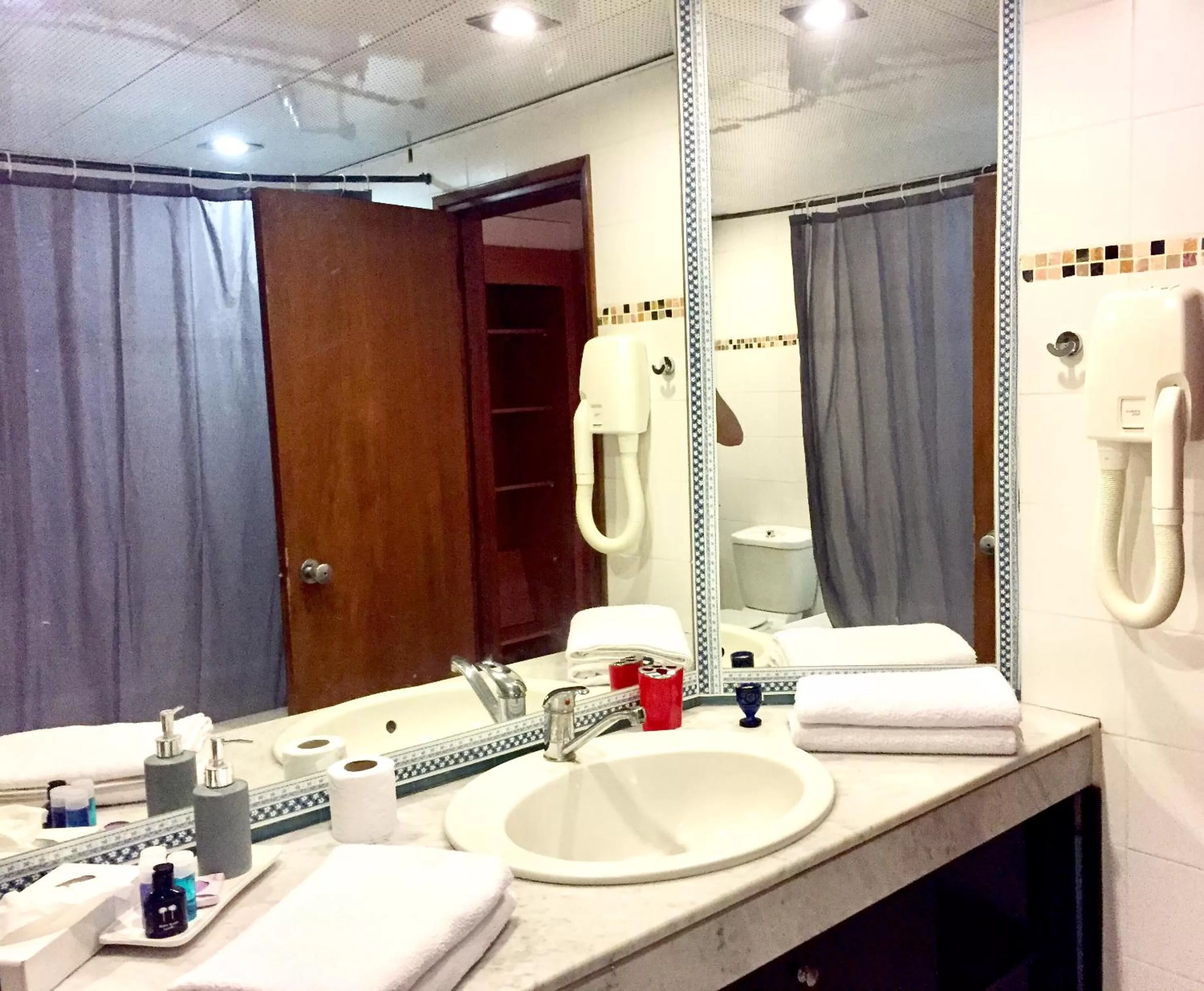 Bathroom in Raphael Apartments