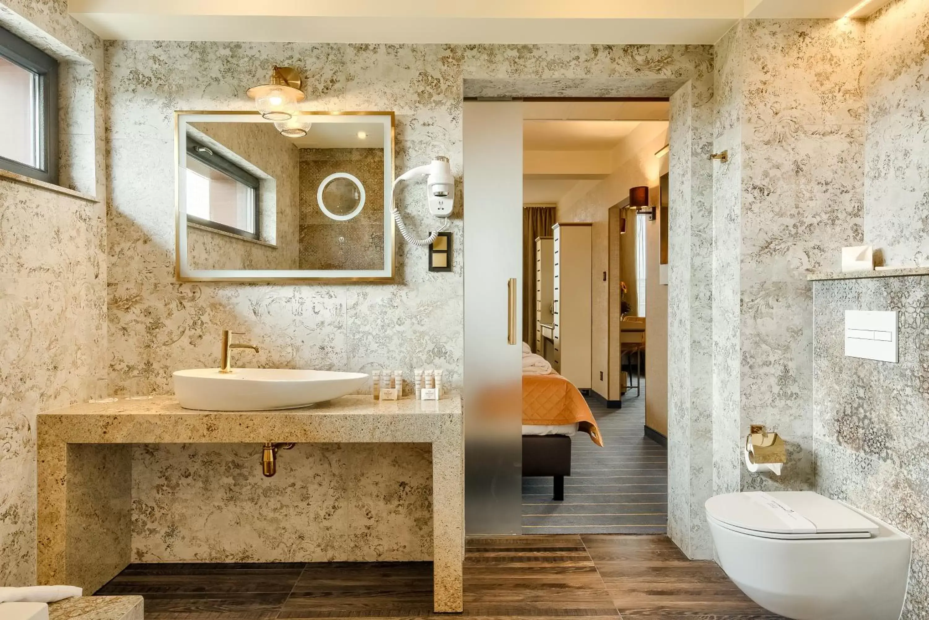 Toilet, Bathroom in Park Hotel Diament Wroclaw