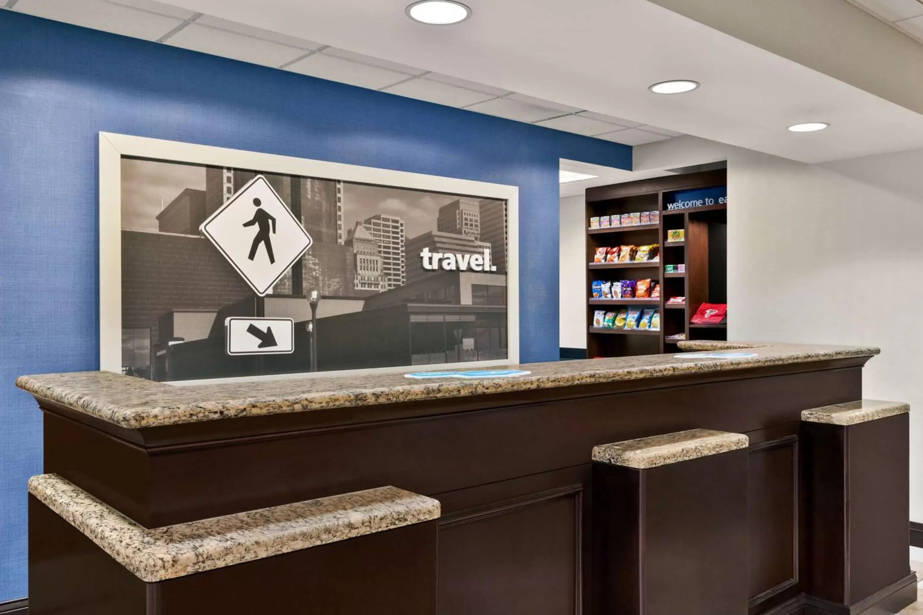 Lobby or reception in Hampton Inn & Suites Atlanta Airport West Camp Creek Pkwy Lobby or reception in Hampton Inn & Suites Atlanta Airport West Camp Creek Pkwy