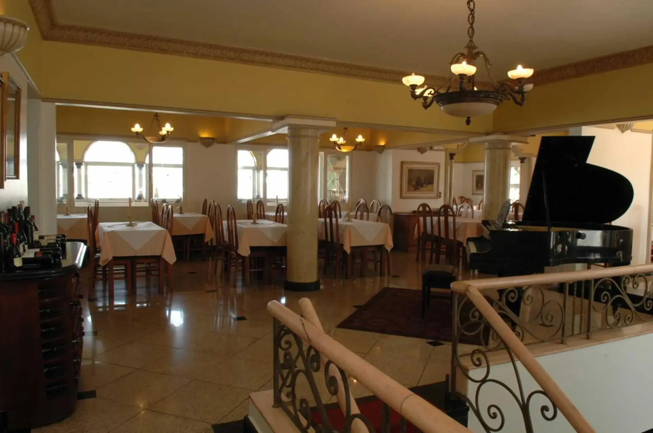 Food and drinks, Restaurant/Places to Eat in Tamareiras Park Hotel