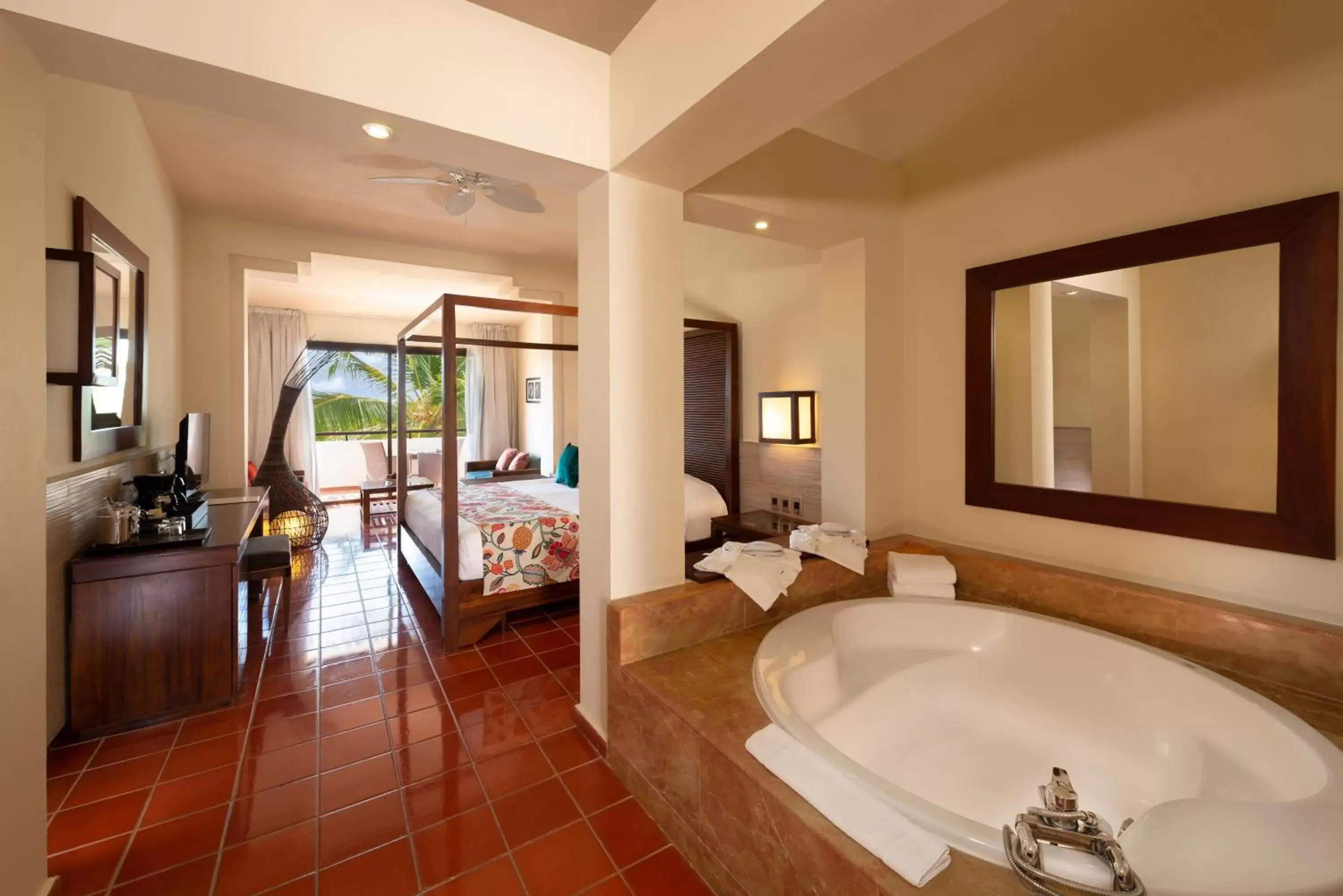 Bed, Bathroom in Catalonia Royal Bavaro - All Inclusive - Adults Only