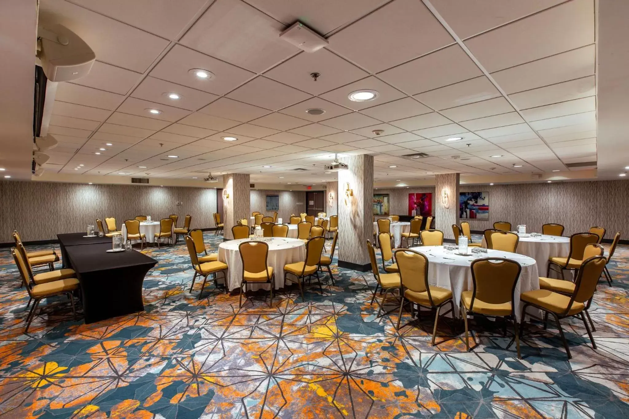 Meeting/conference room, Banquet Facilities in Holiday Inn Toronto Downtown Centre, an IHG Hotel