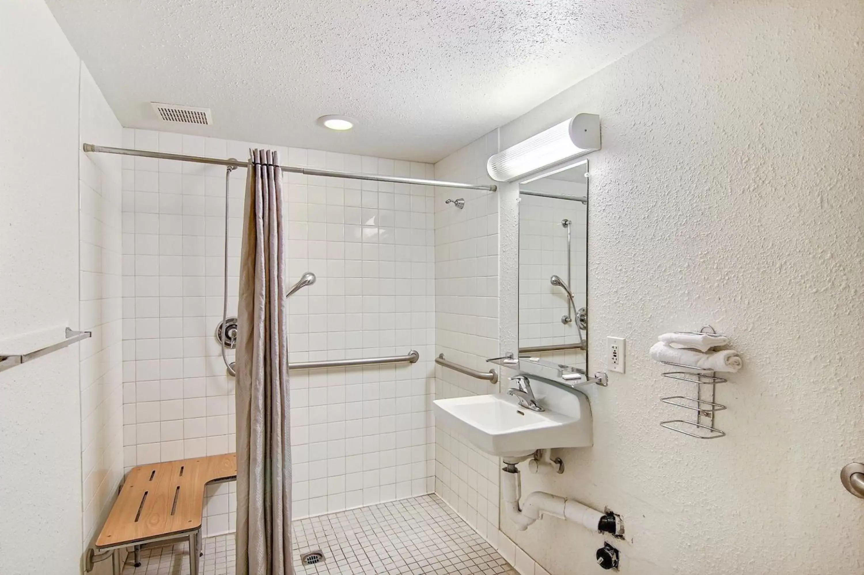 Bathroom in Motel 6-Goleta, CA - Santa Barbara