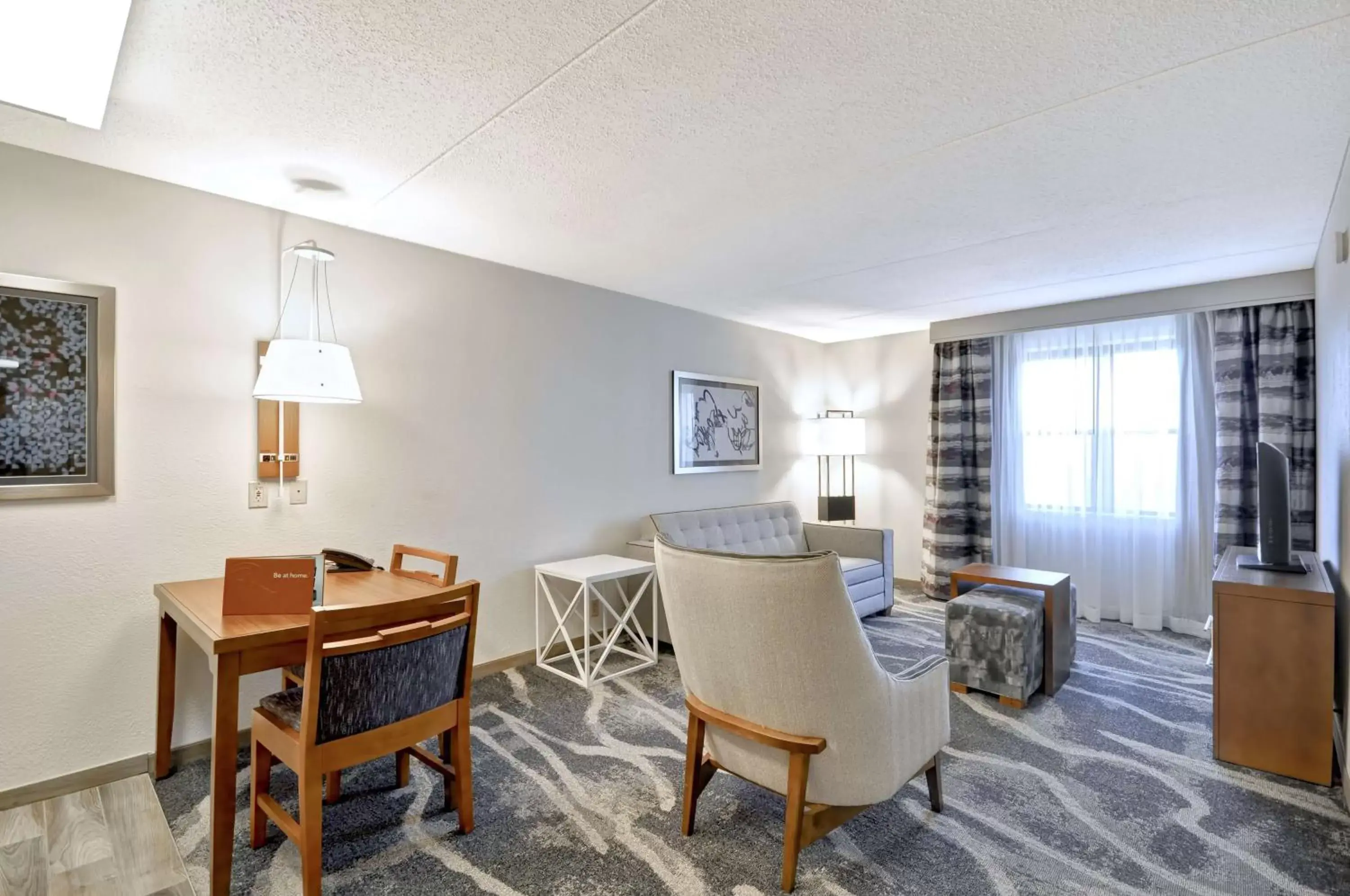 Living room, Dining Area in Homewood Suites Boston Peabody