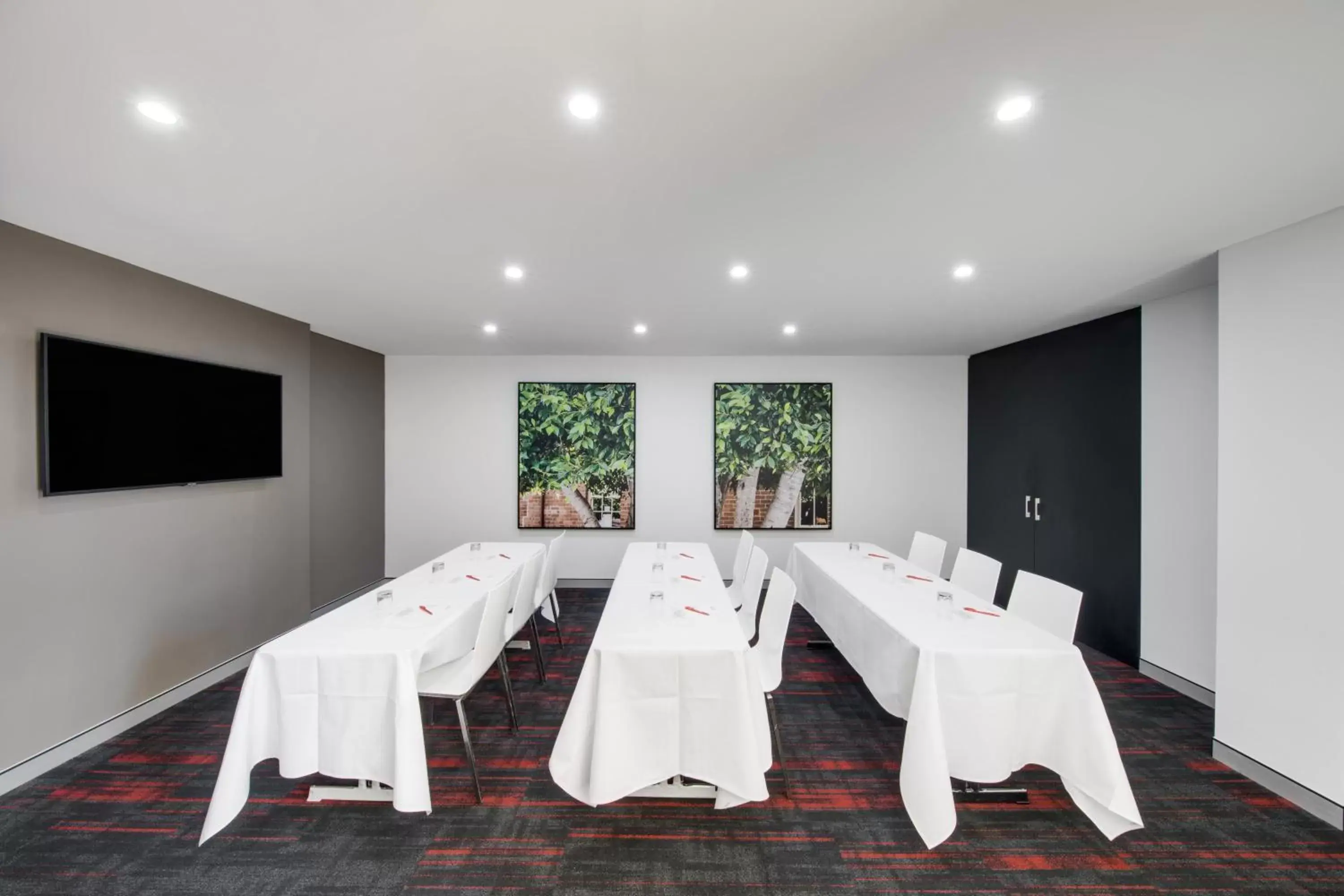 Meeting/conference room in Mercure Sydney Blacktown