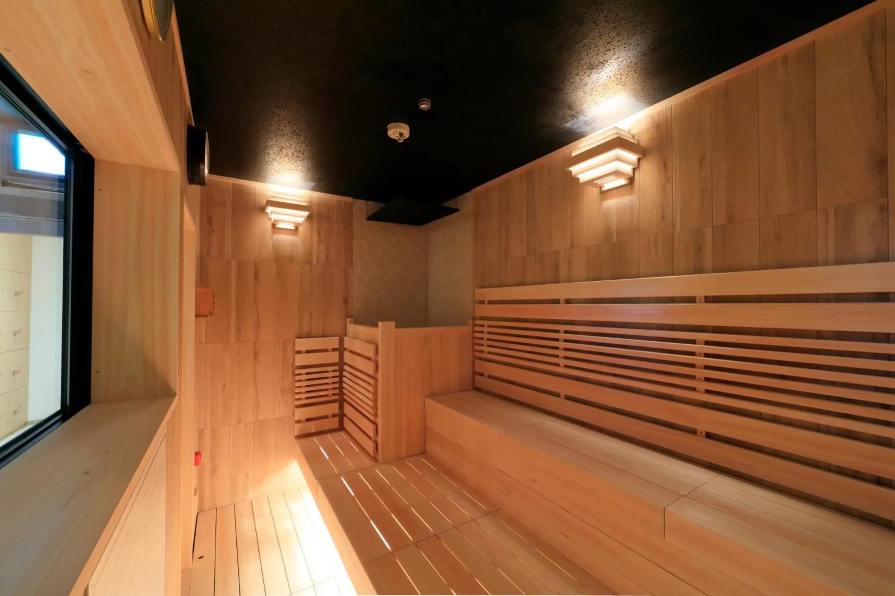 Sauna in Candeo Hotels Kobe Tor Road