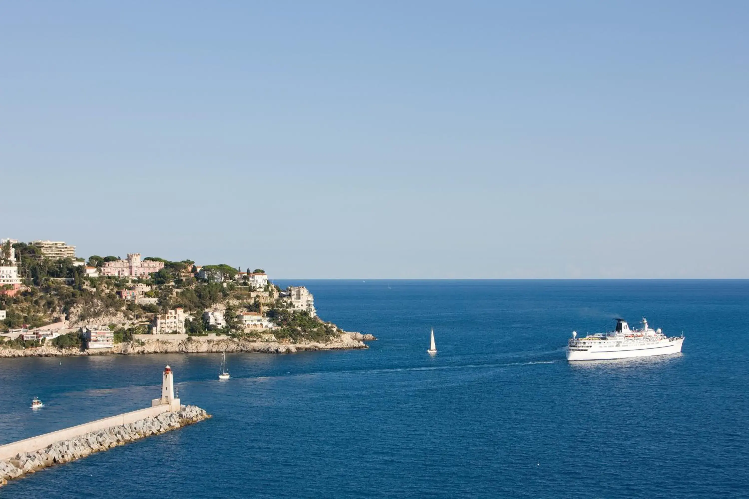 Sea view in easyHotel Nice Palais des Congrès – Old Town