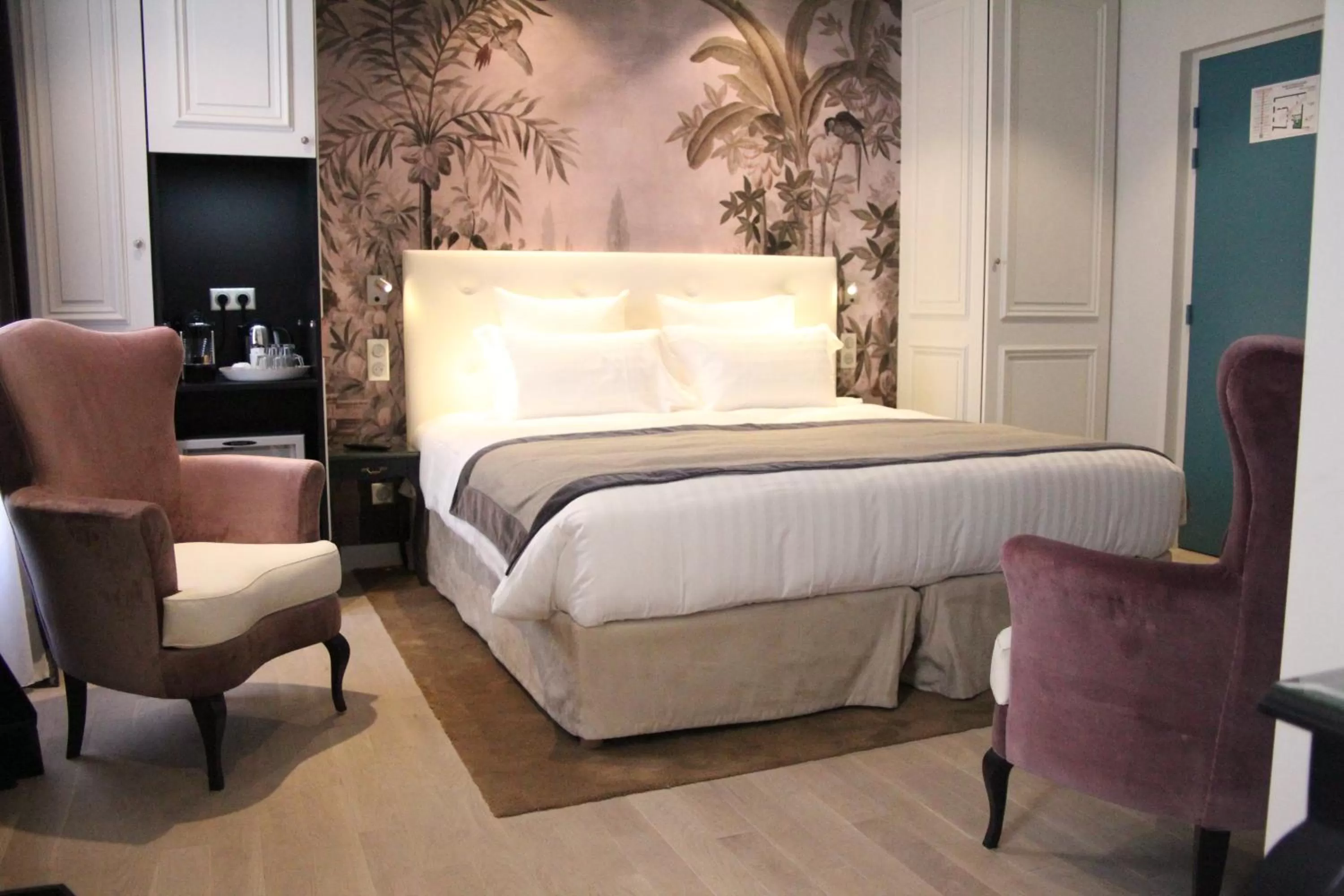 Photo of the whole room, Bed in Hotel Taylor