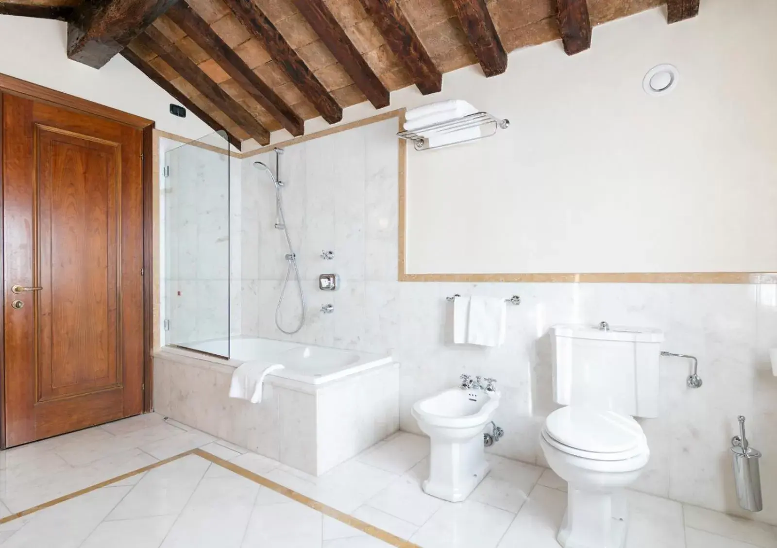Toilet, Bathroom in Albergo Delle Notarie