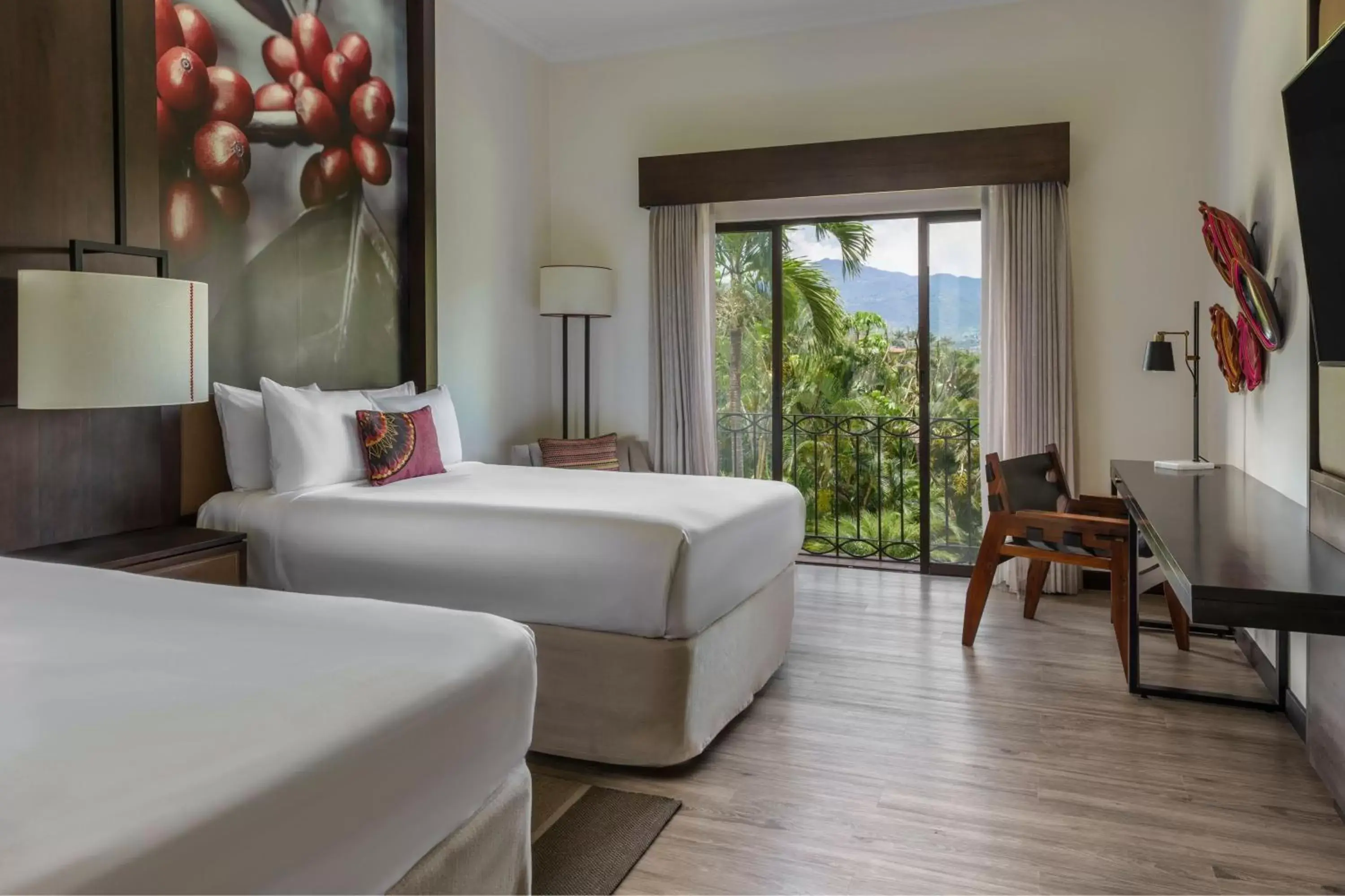 Photo of the whole room, Bed in Costa Rica Marriott Hotel Hacienda Belen