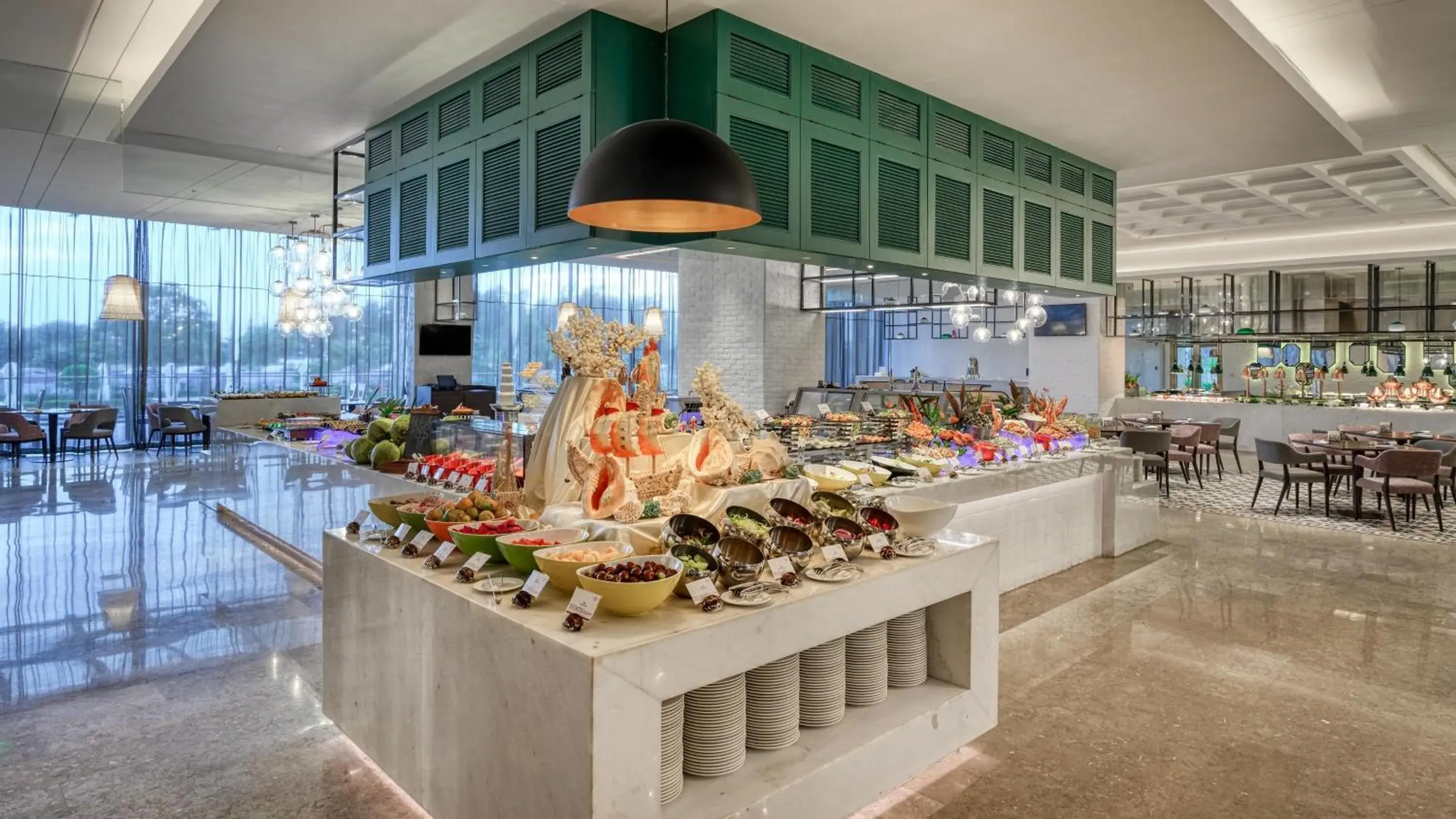 Restaurant/places to eat in Crowne Plaza Beihai Silver Beach, an IHG Hotel