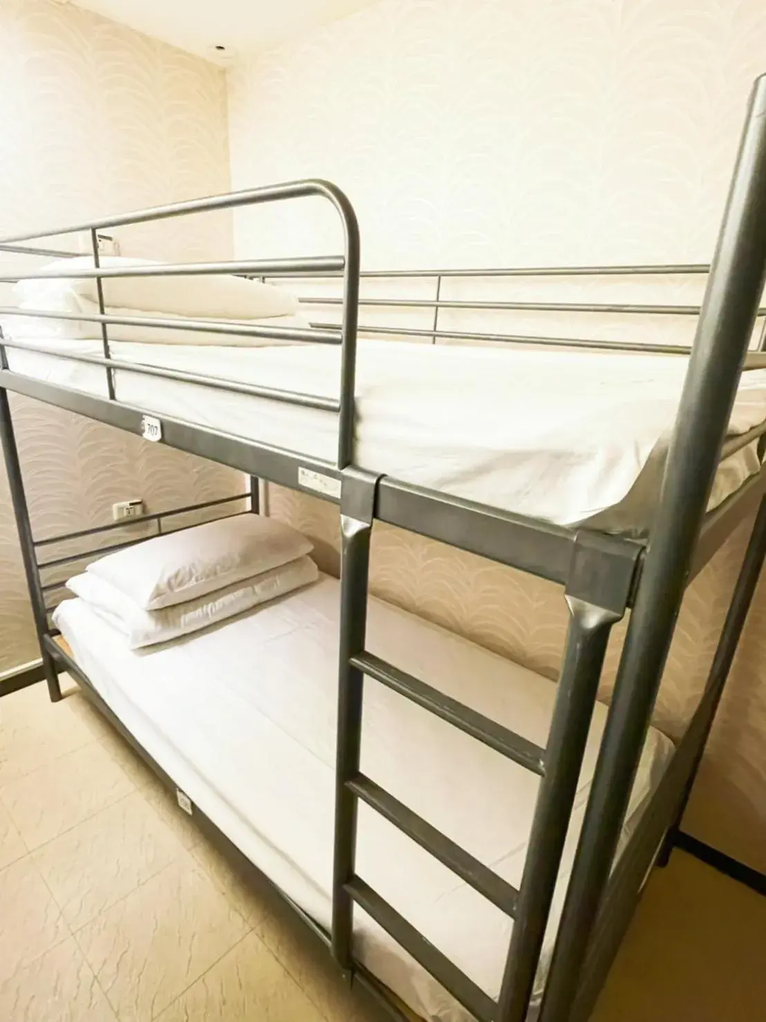 On site, Bunk Bed in Single Inn Kaohsiung