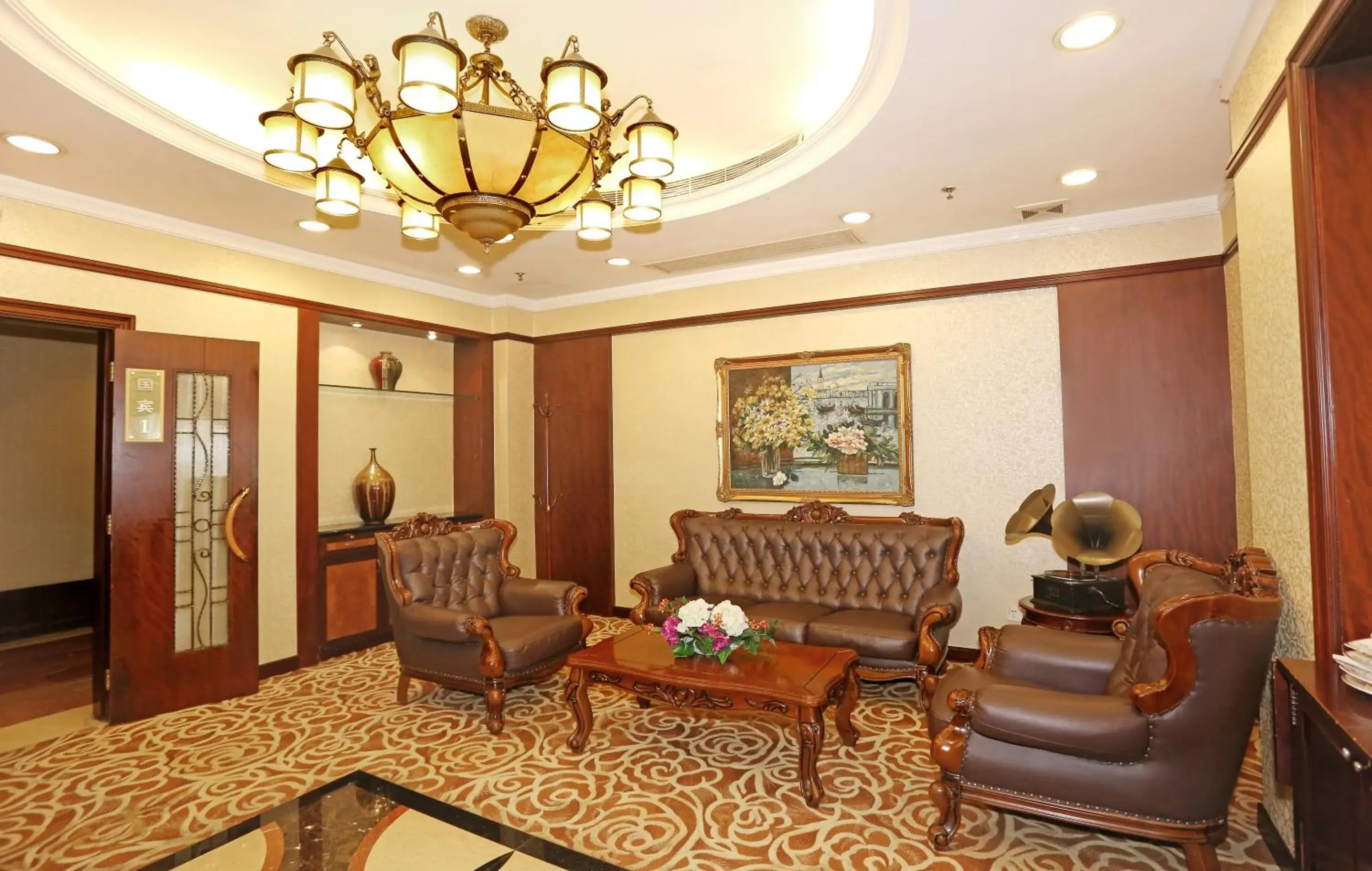 Seating Area in Grand Palace Hotel（Grand Hotel Management Group）