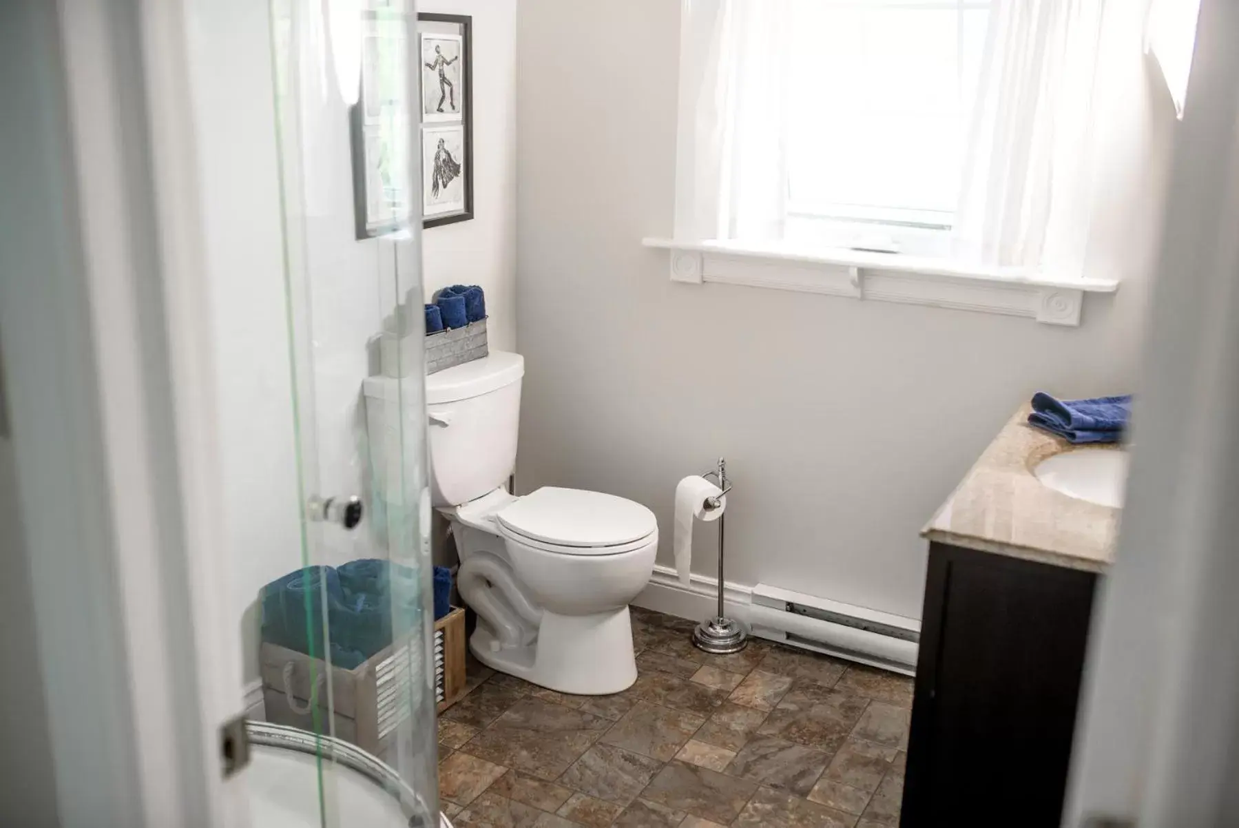 Bathroom in The Kitch'inn - Boutique Inn and Wine Bar