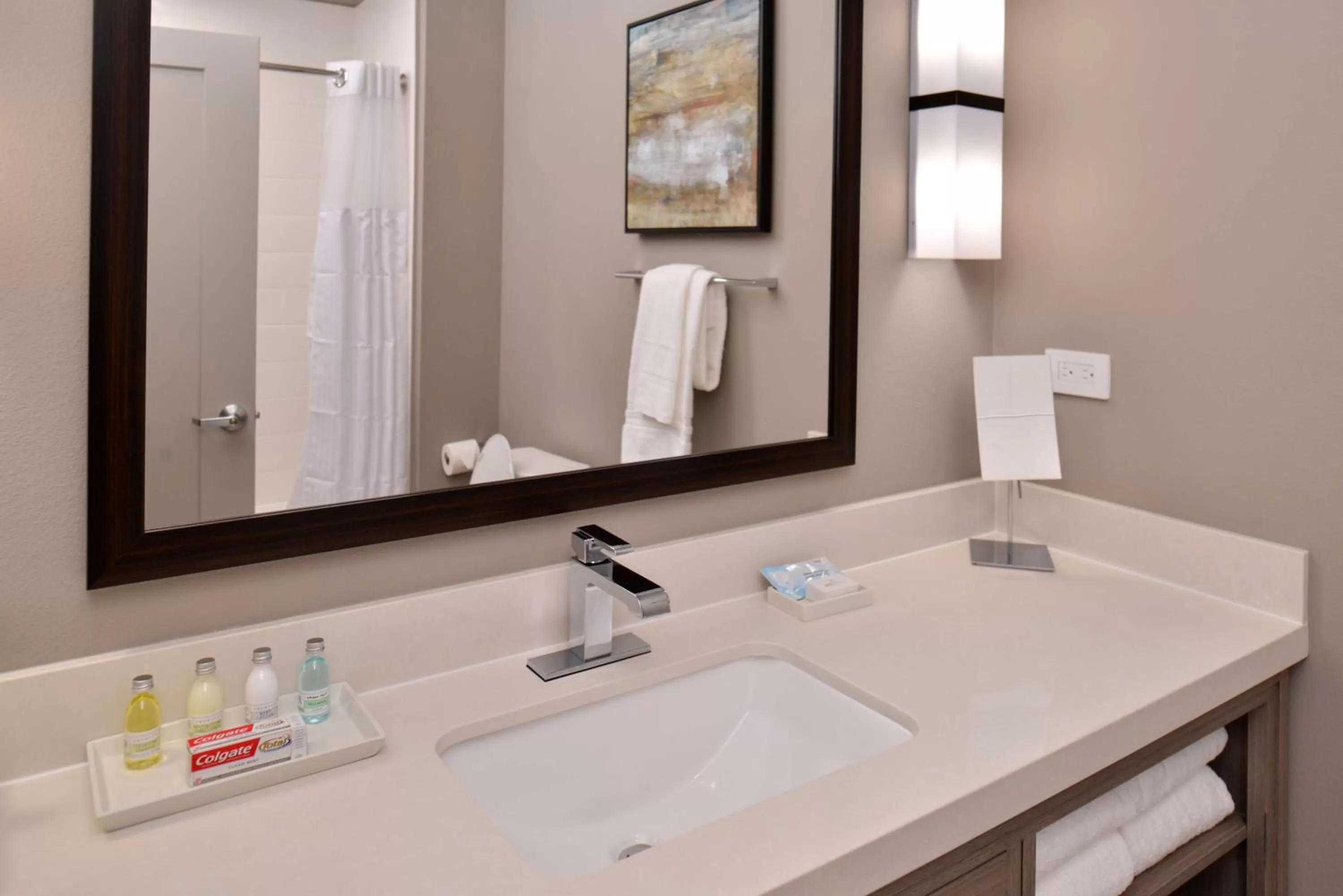 Photo of the whole room, Bathroom in Best Western Premier Energy Corridor