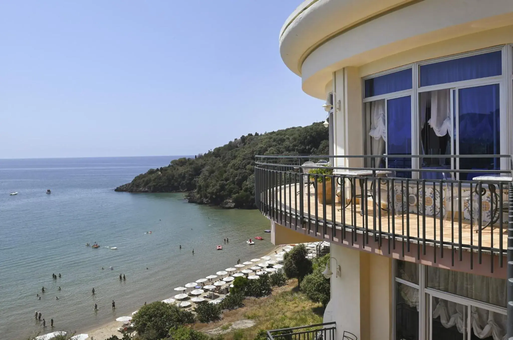 Balcony/Terrace in Summit Hotel