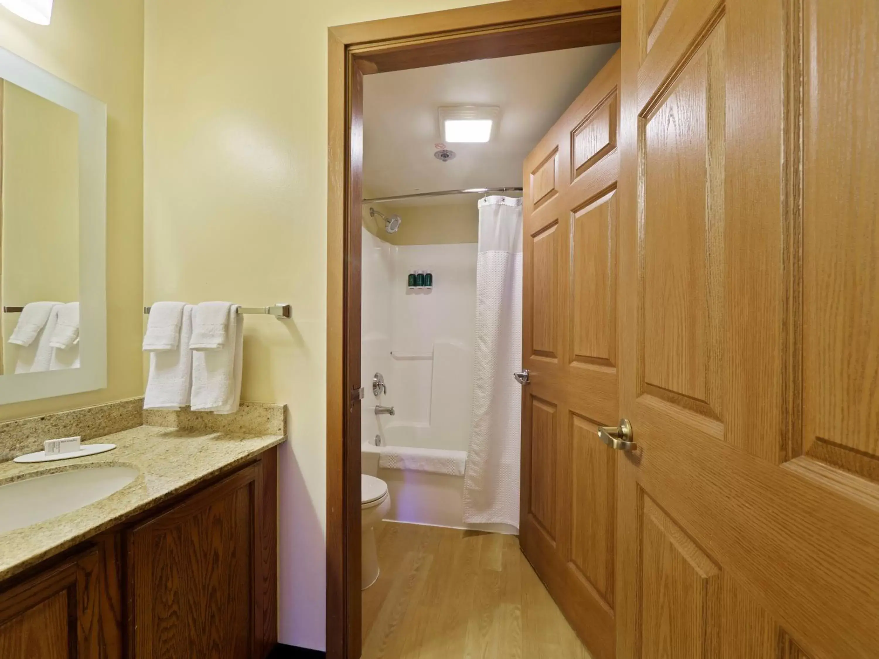 Shower, Bathroom in Extended Stay America Suites - Chantilly - Dulles