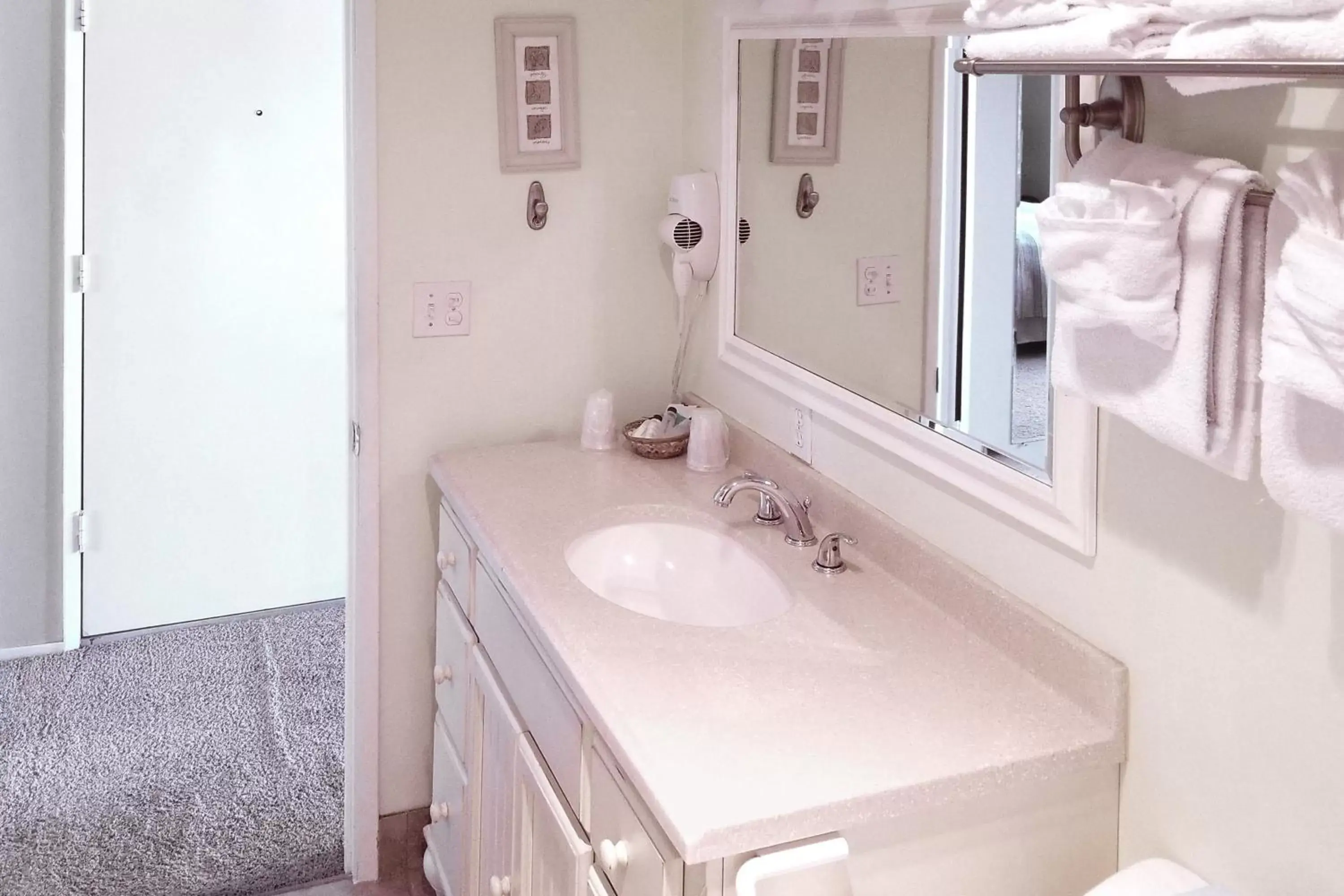 Bathroom in Ocean Terrace Condominiums