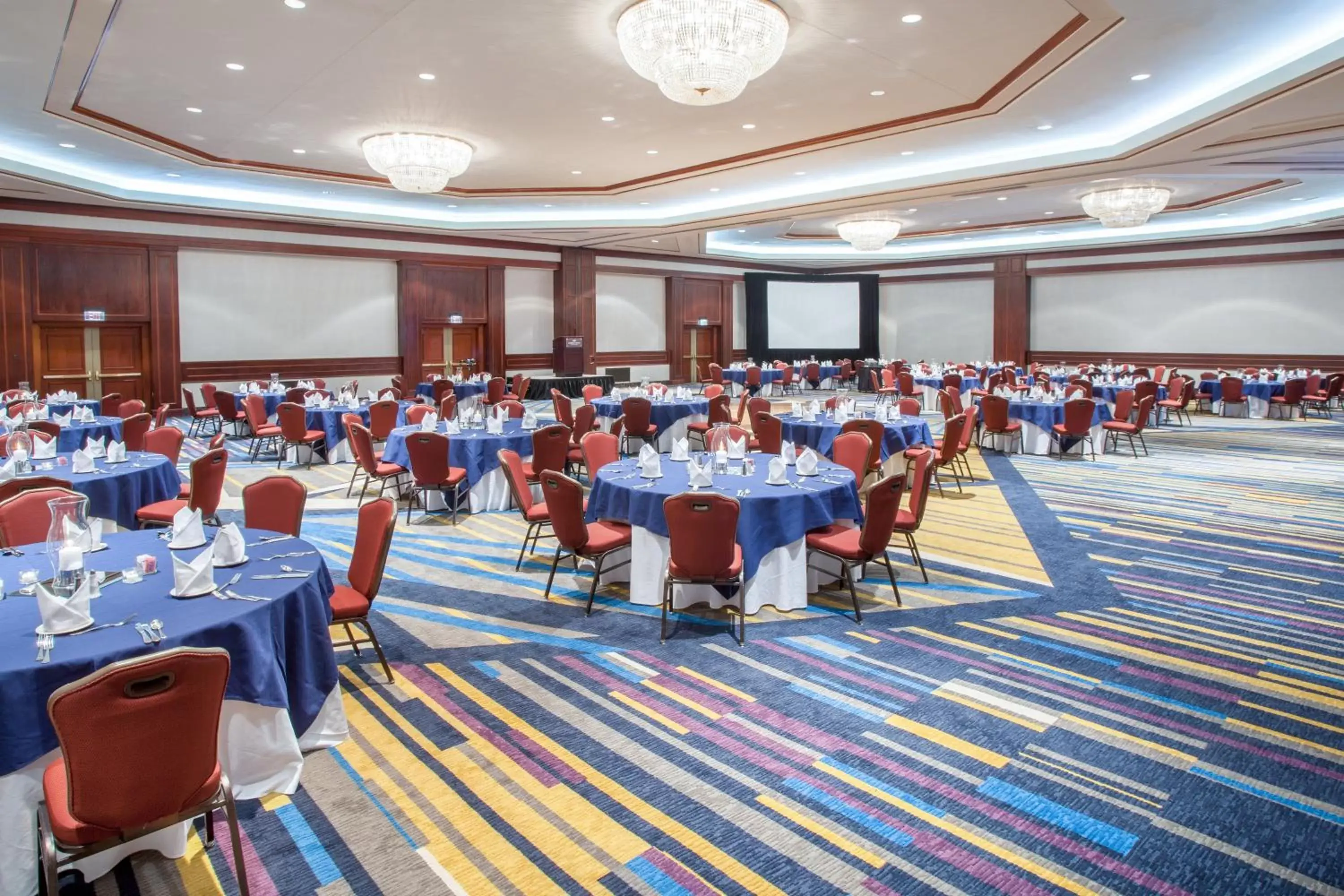 Meeting/conference room, Banquet Facilities in Crowne Plaza Springfield Convention Center, an IHG Hotel