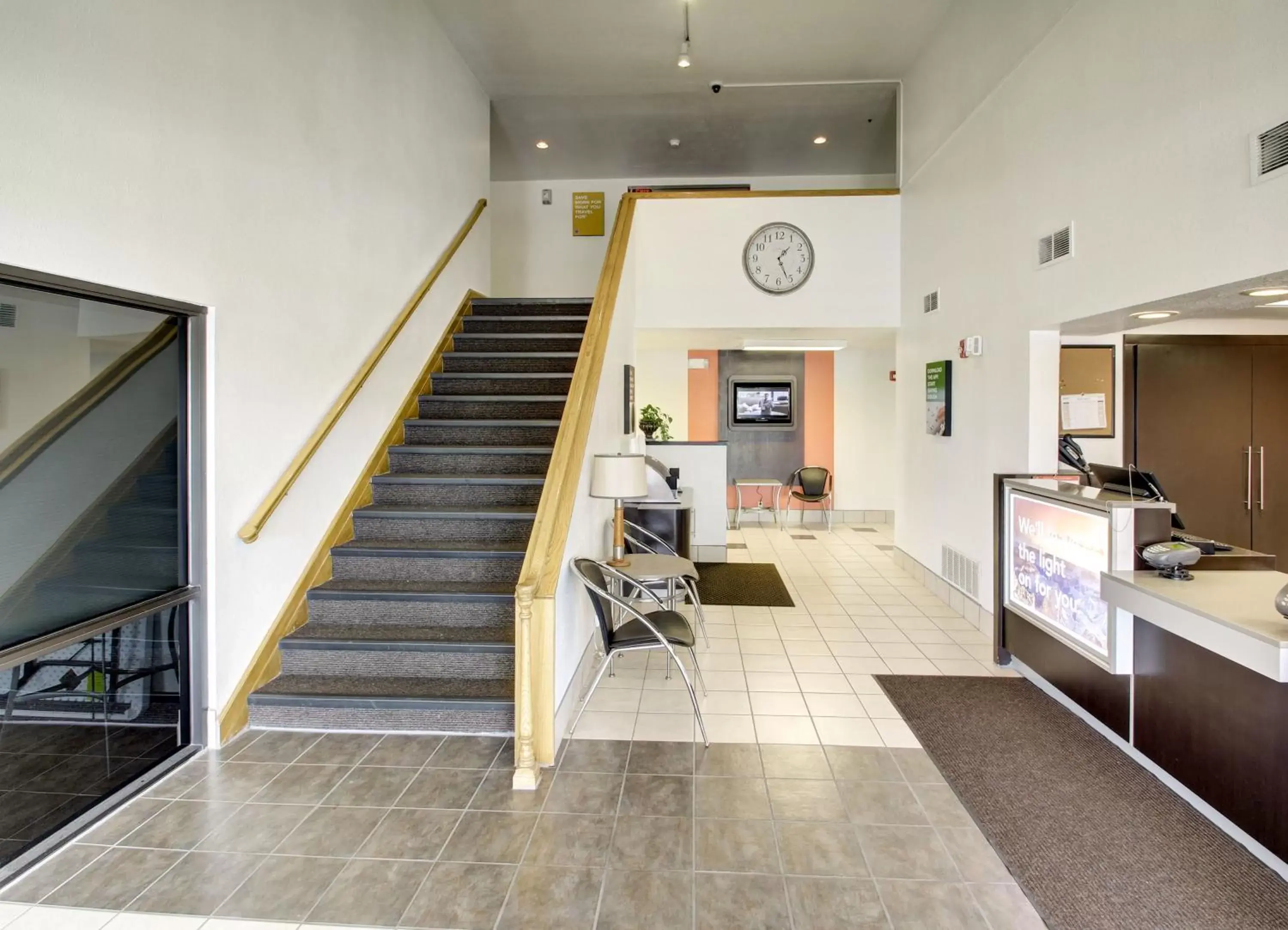 Lobby or reception in Motel 6-Ogden, UT - Riverdale