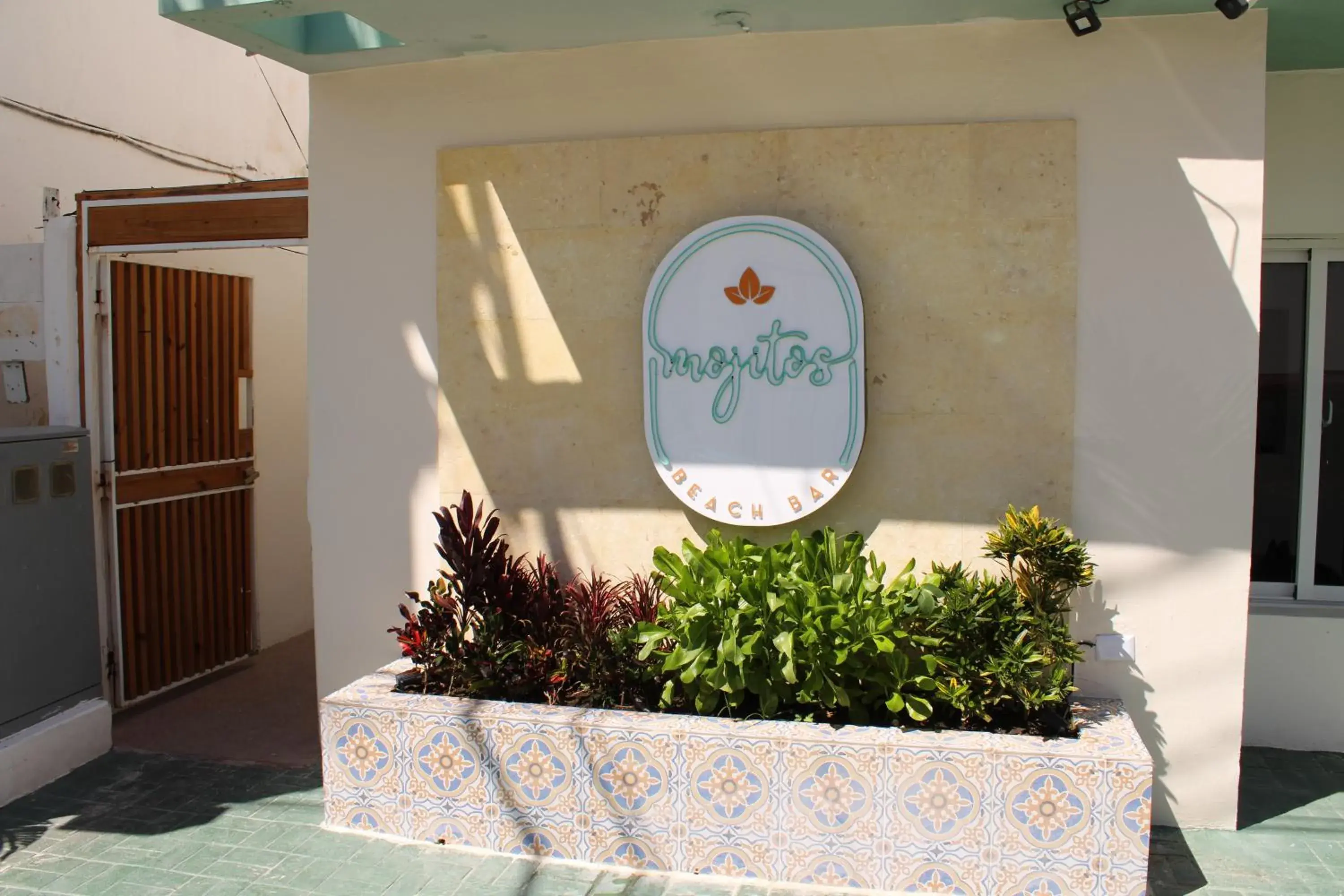 Restaurant/places to eat in Green Coast Hotel Restaurant/places to eat in Green Coast Hotel