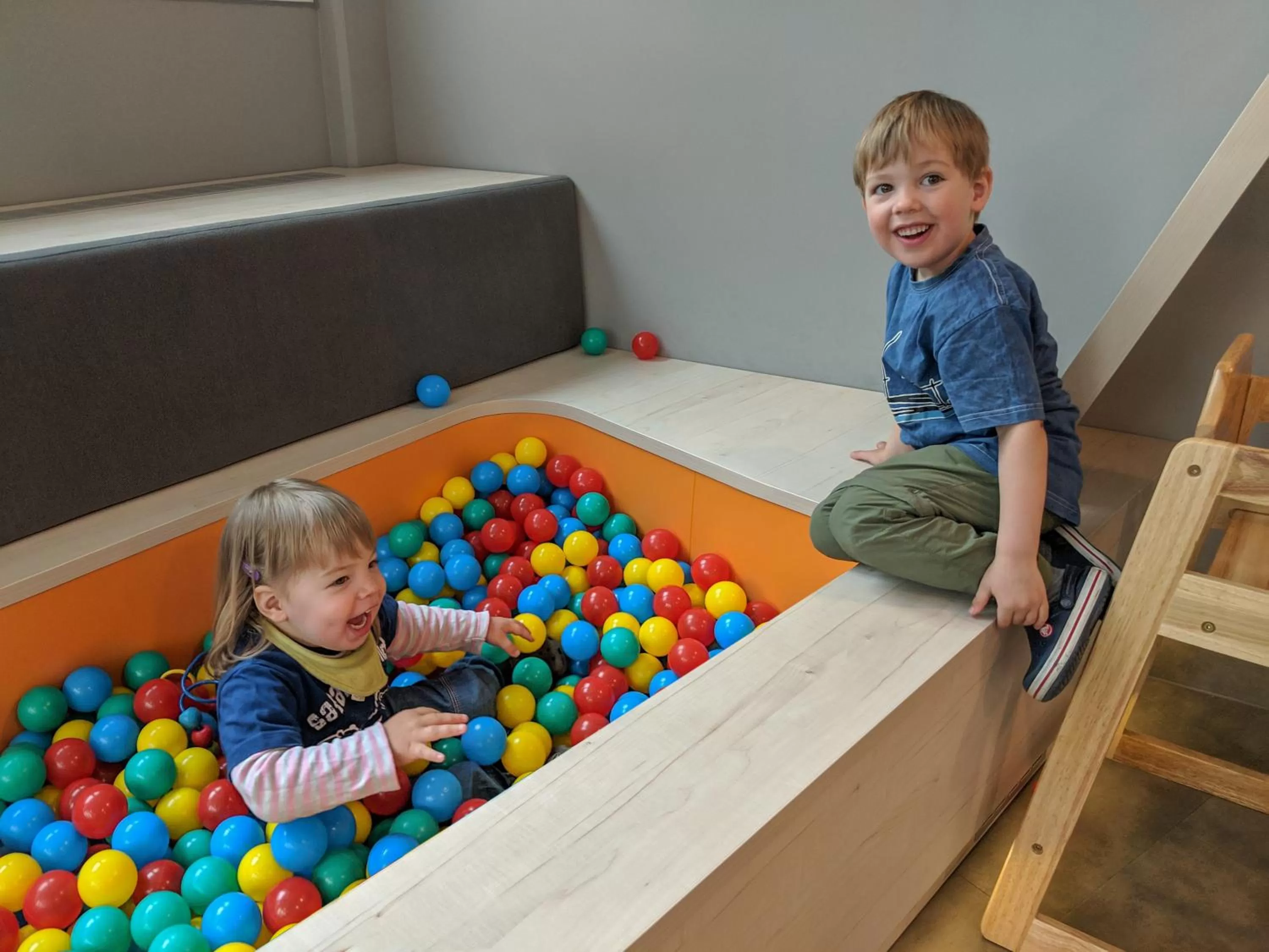 children in MEININGER Hotel München Olympiapark