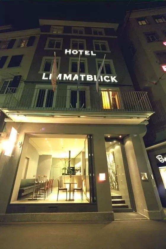 Facade/entrance, Property Building in Hotel Limmatblick