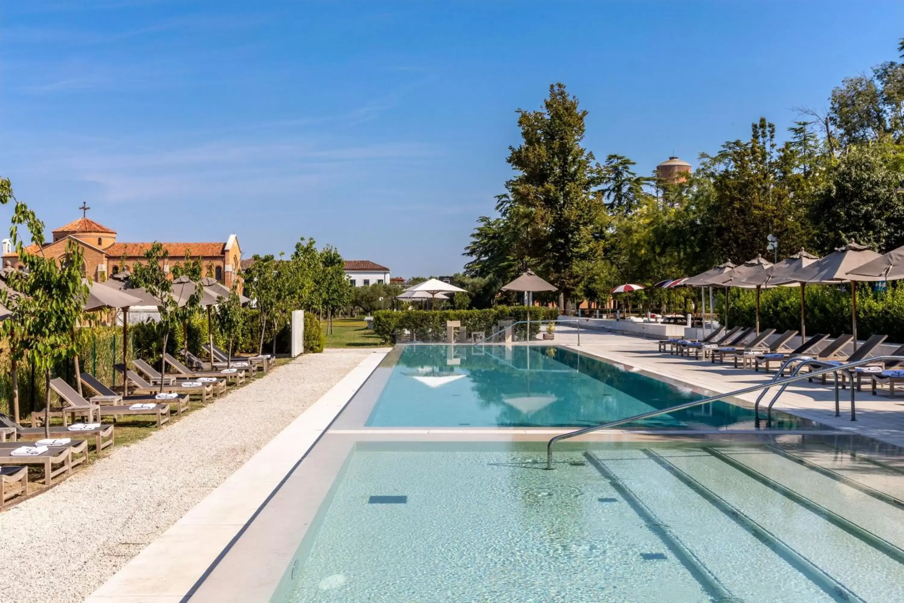 Swimming Pool in JW Marriott Venice Resort & Spa