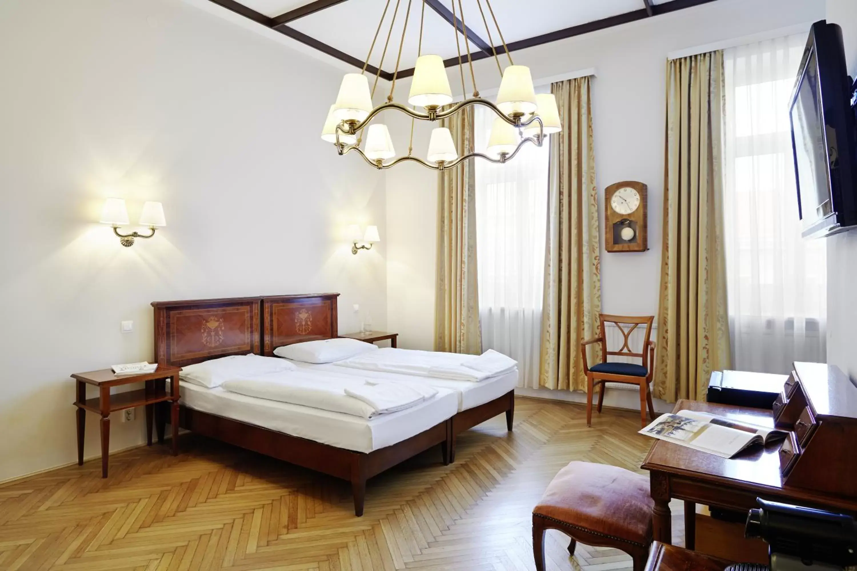 Photo of the whole room in Boutique Hotel Donauwalzer