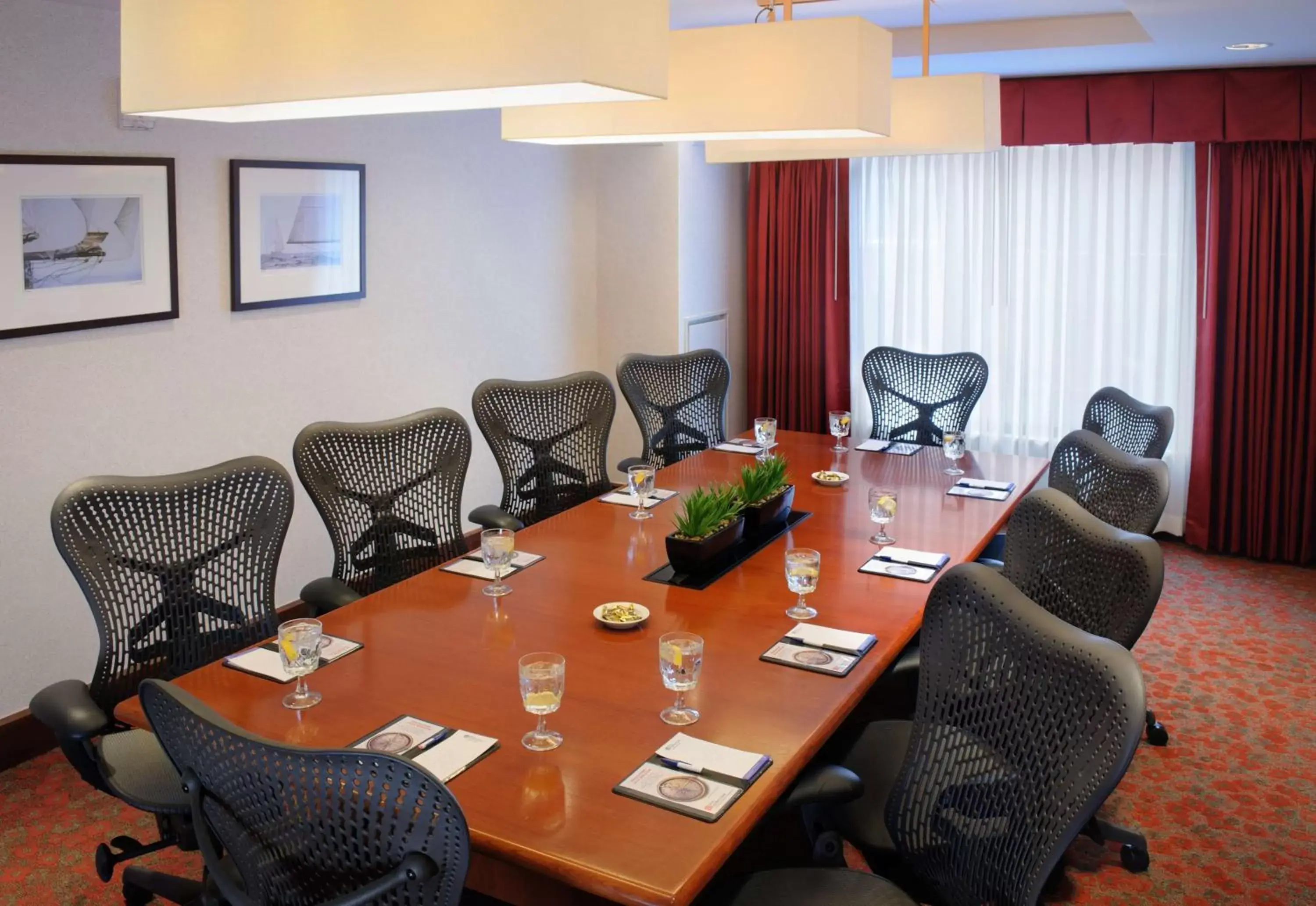 Meeting/conference room in Hilton Garden Inn Portland Downtown Waterfront