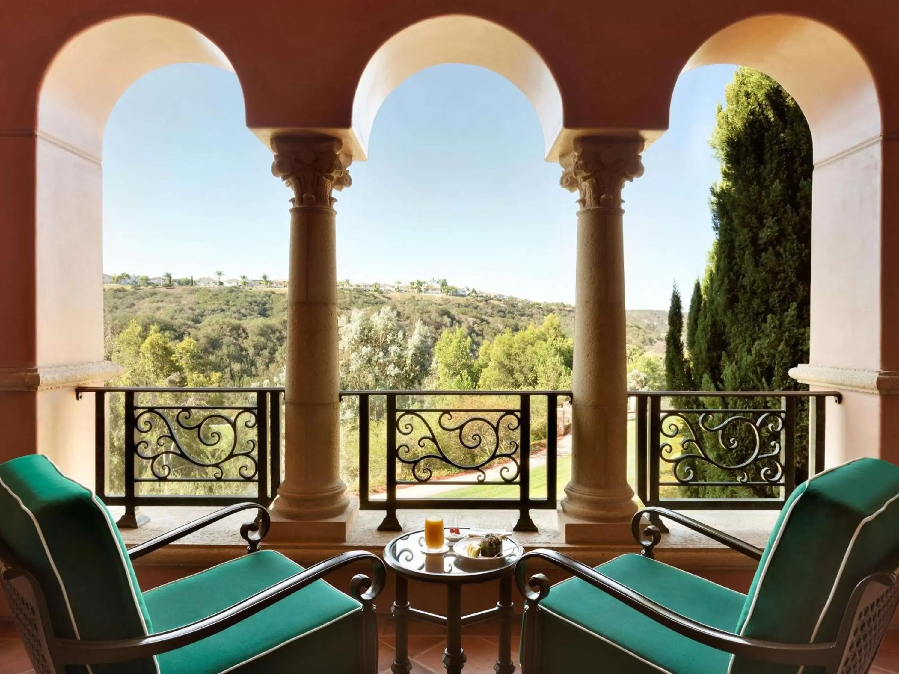 Deluxe King Veranda with Balcony or Terrace and Resort Views in Fairmont Grand Del Mar