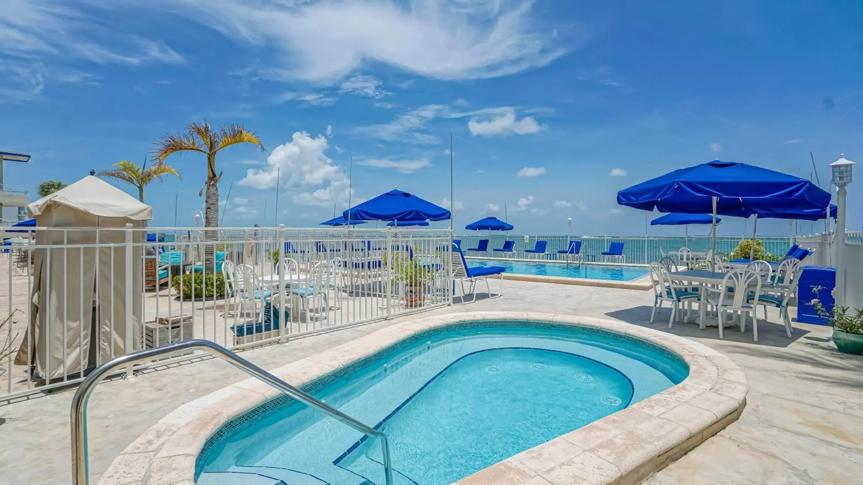 Pool view, Swimming Pool in Glunz Ocean Beach Hotel and Resort