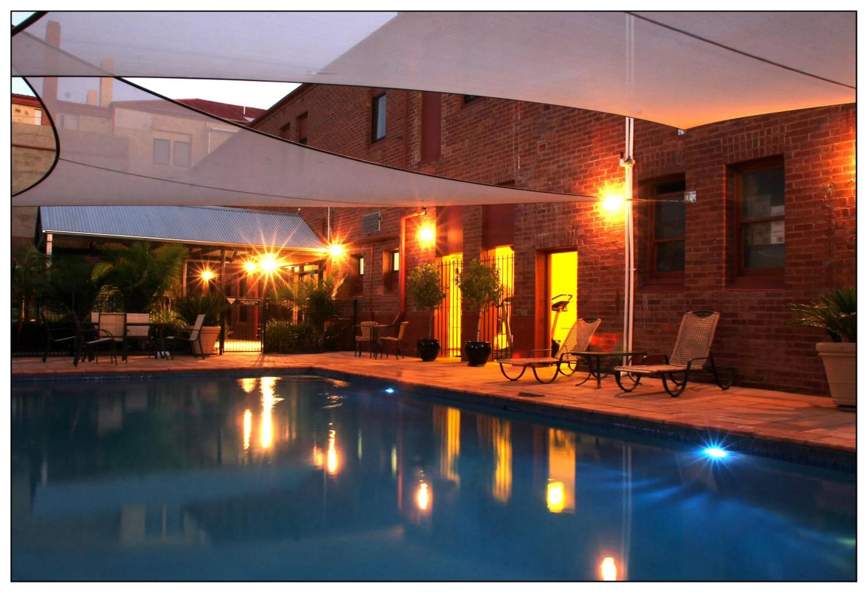 Swimming pool in Mercure Hotel Mildura