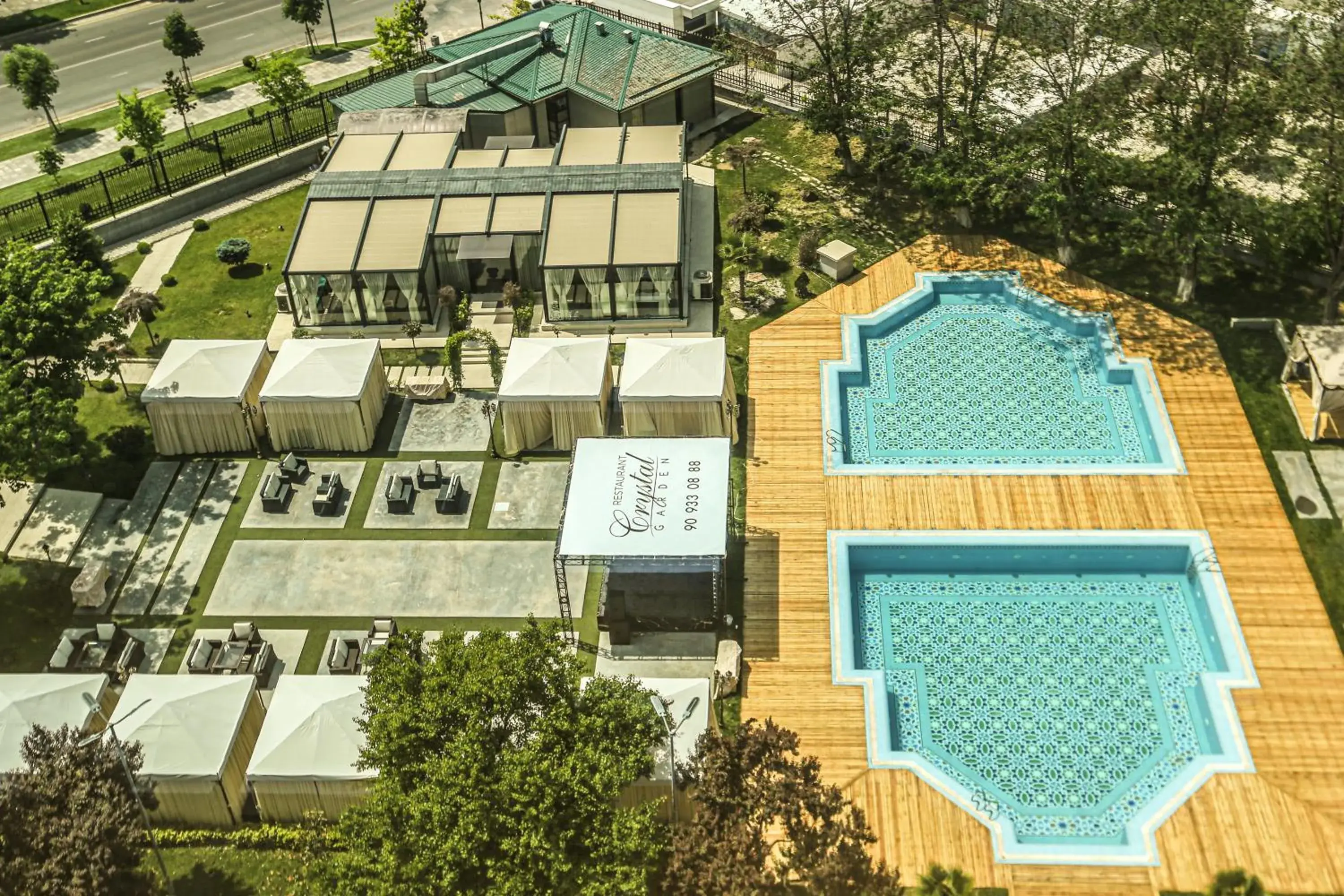 Open Air Bath, Bird's-eye View in City Palace Hotel